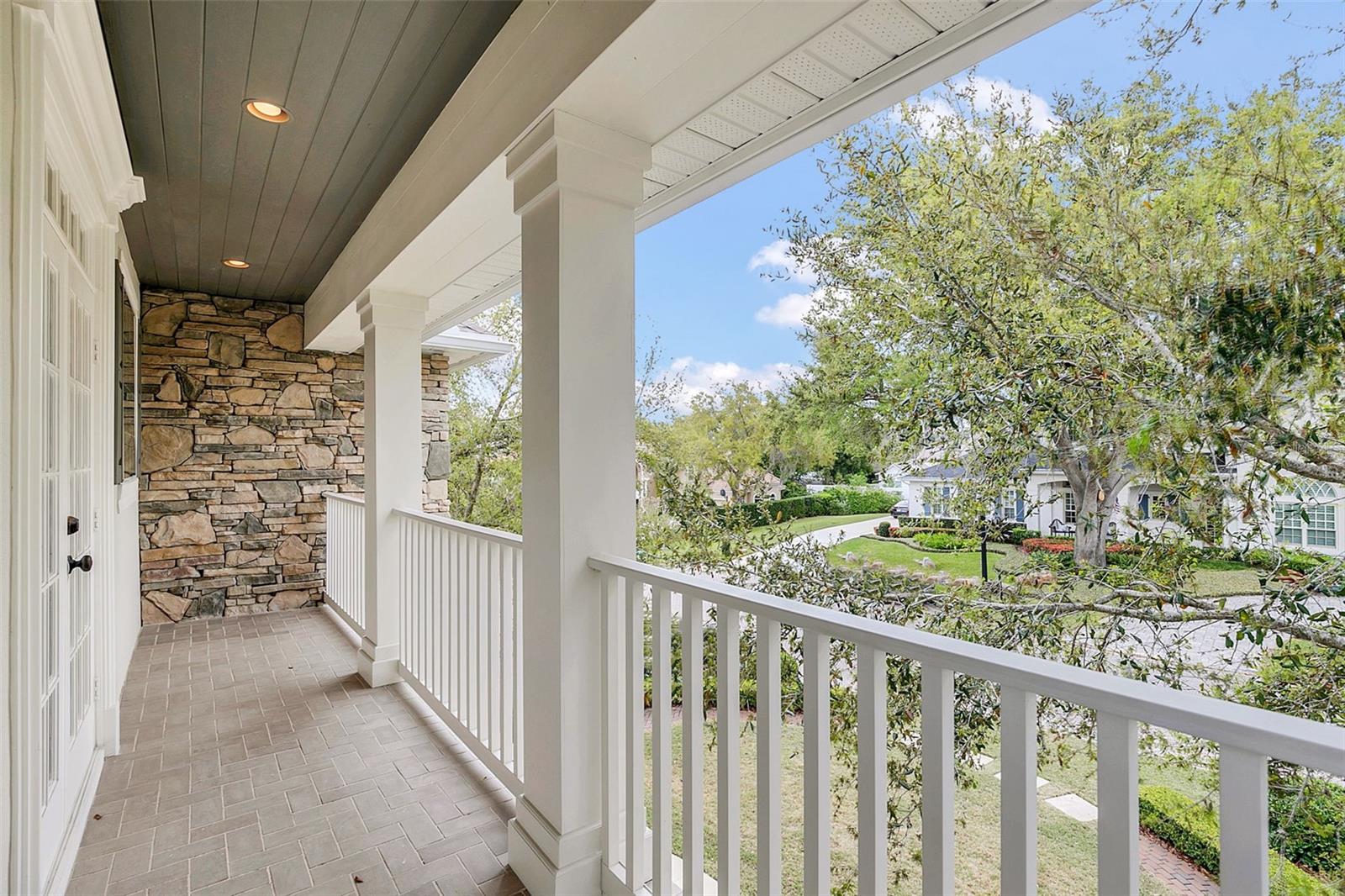 MAGNOLIA BAY - Residential