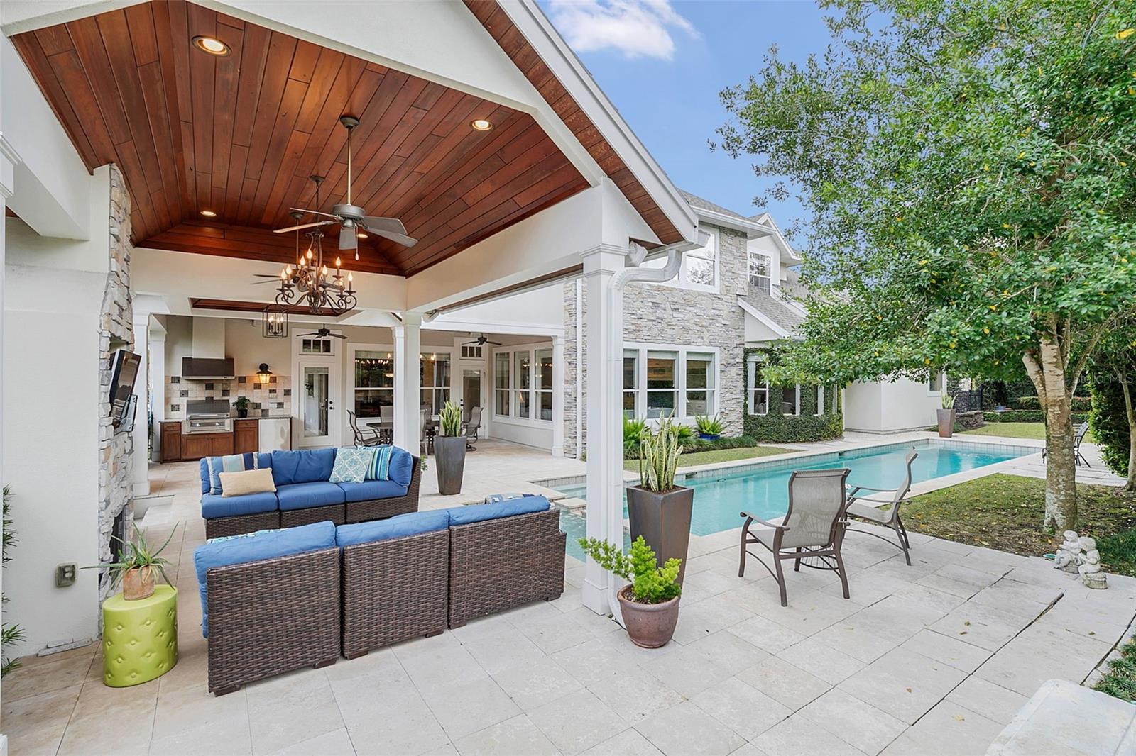 MAGNOLIA BAY - Residential