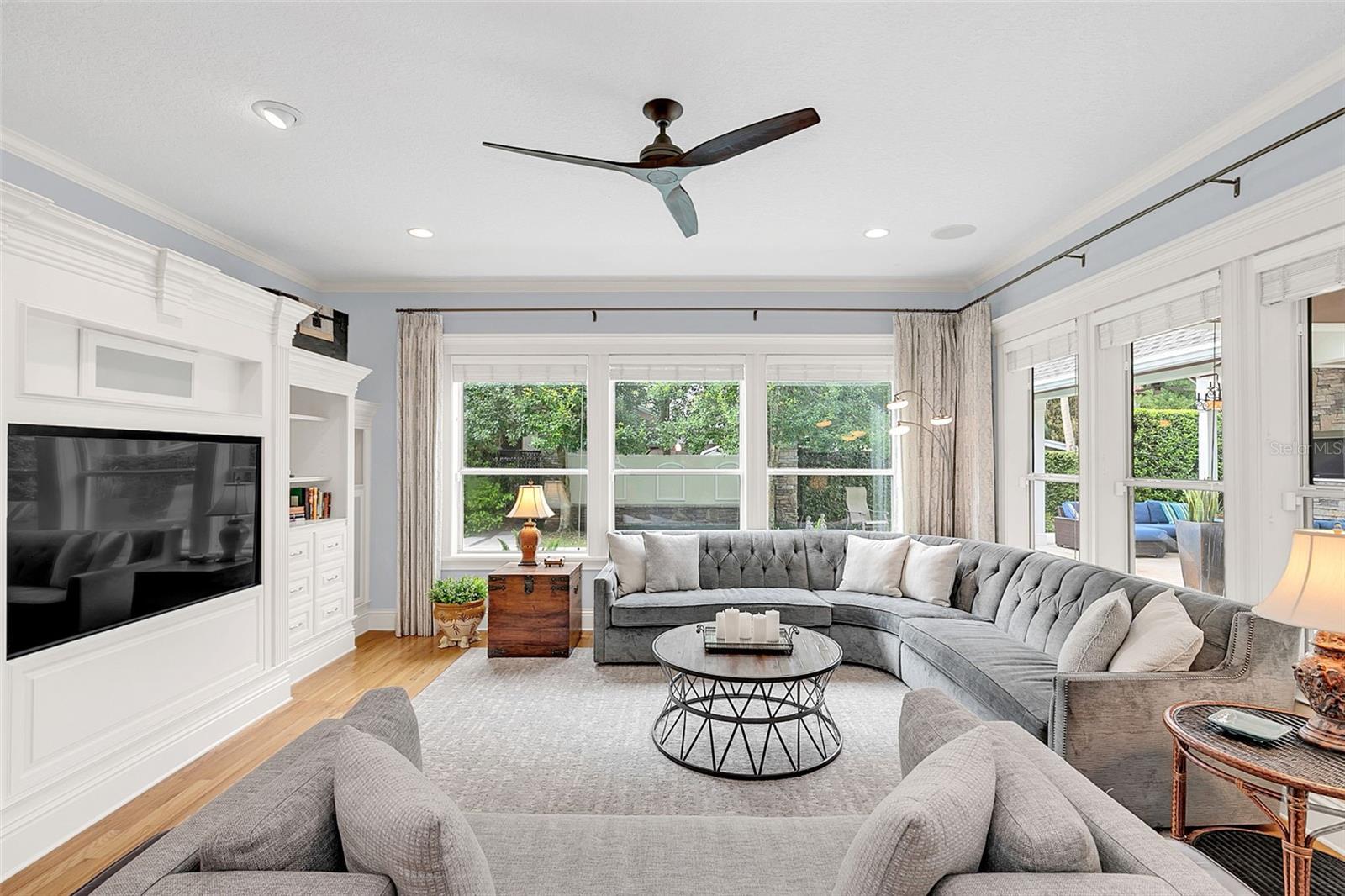 MAGNOLIA BAY - Residential