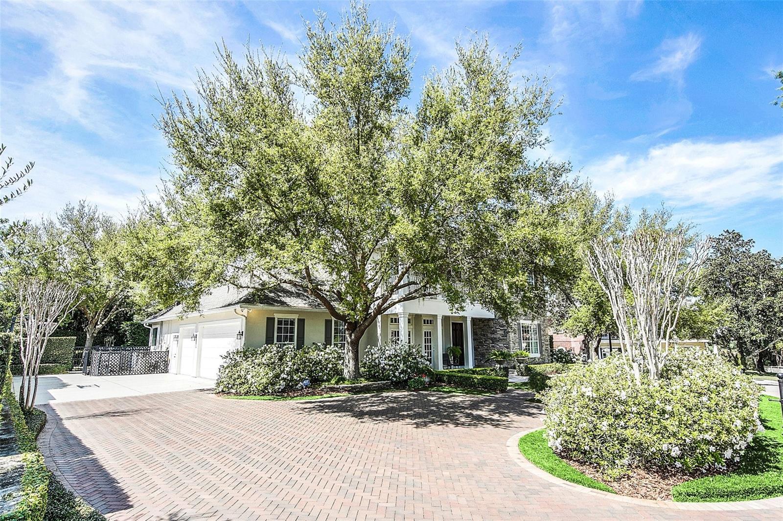 MAGNOLIA BAY - Residential