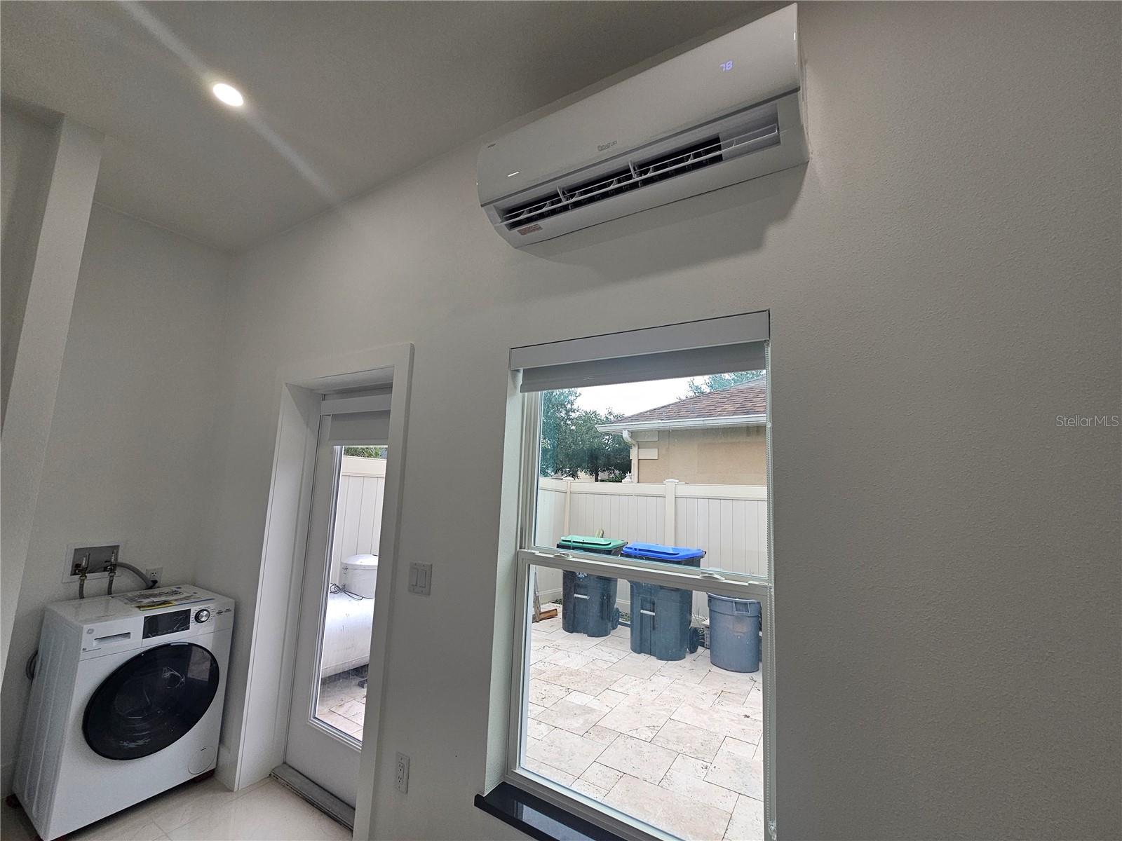 HUNTERS CREEK - Residential Lease