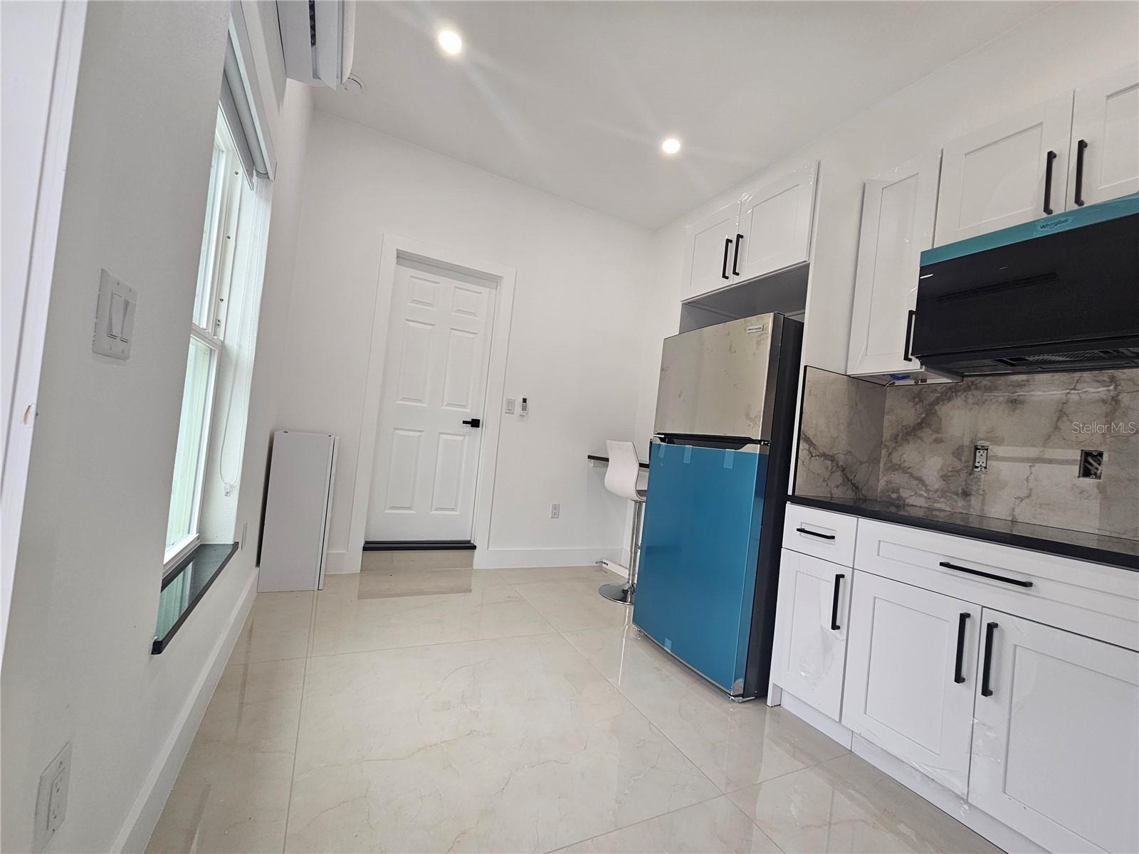 HUNTERS CREEK - Residential Lease