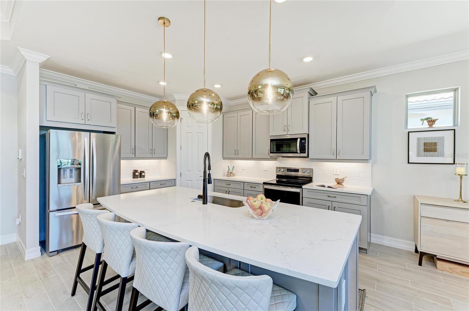 TOSCANA ISLES - Residential