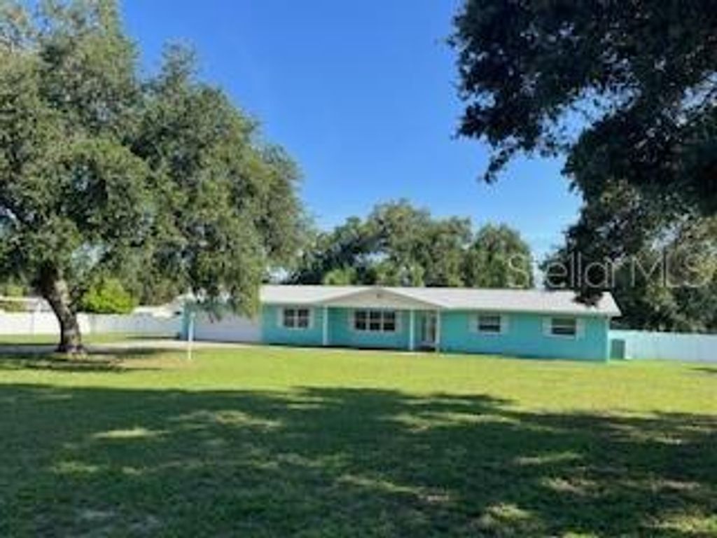 Photo of 608 Knowles Road, Brandon, FL 33511 (MLS # TB8485980)