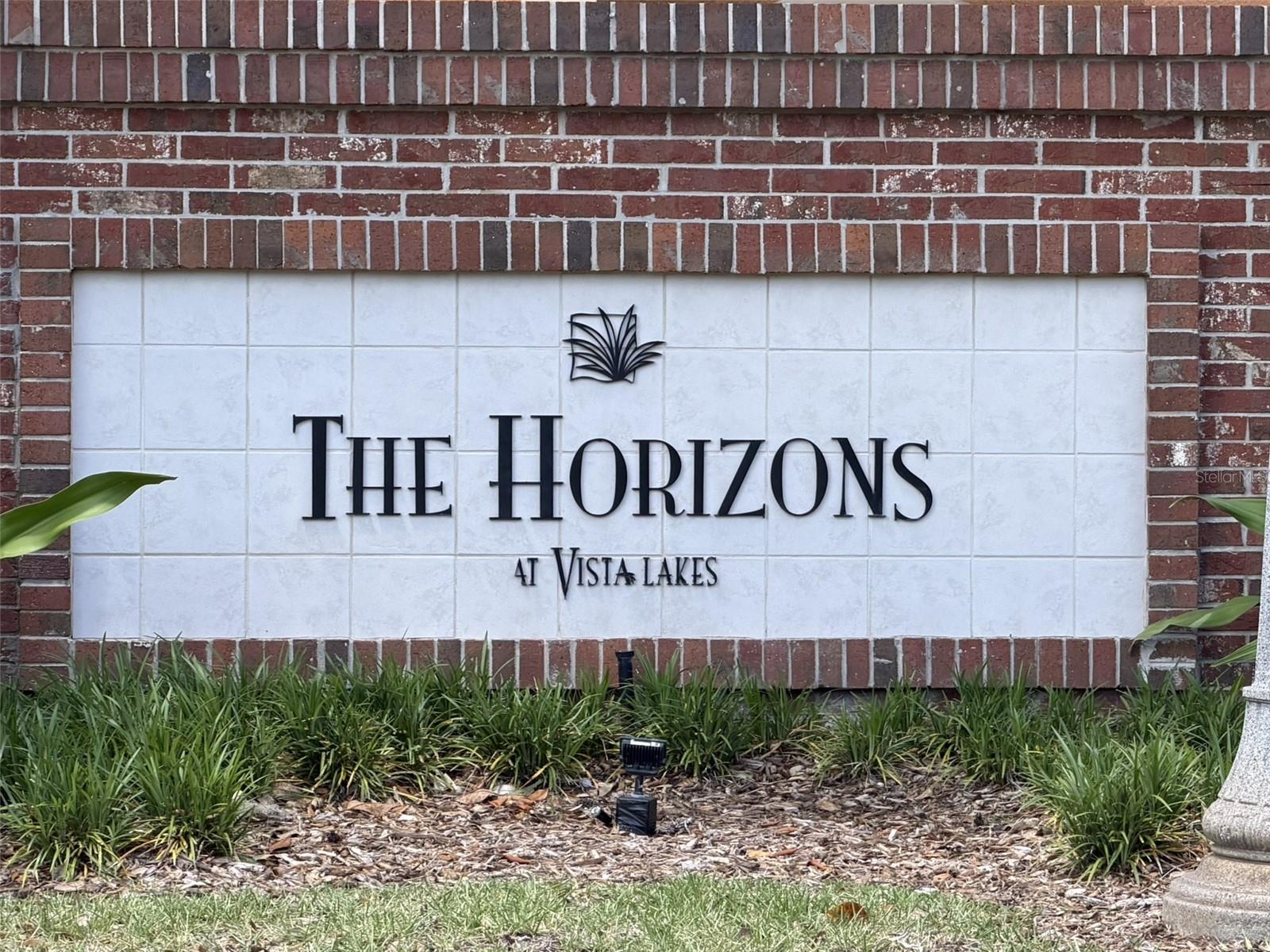 HORIZONS AT VISTA LAKES CONDO PH 5 - Residential