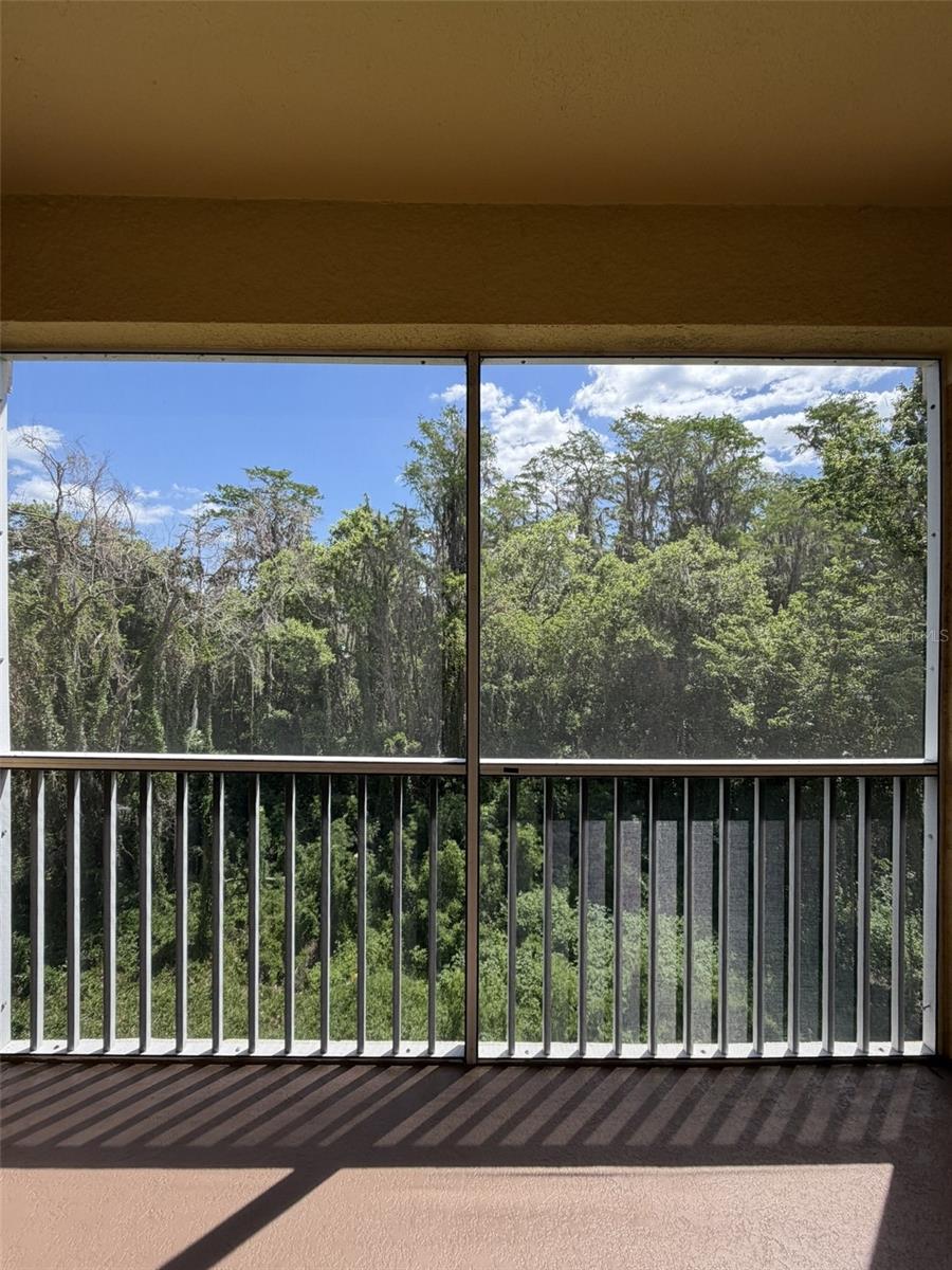 HORIZONS AT VISTA LAKES CONDO PH 5 - Residential