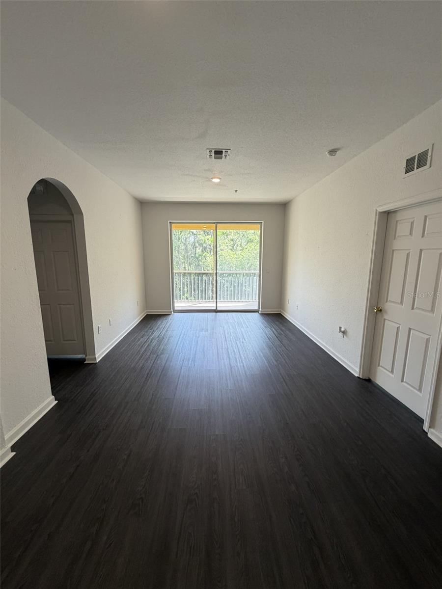 HORIZONS AT VISTA LAKES CONDO PH 5 - Residential