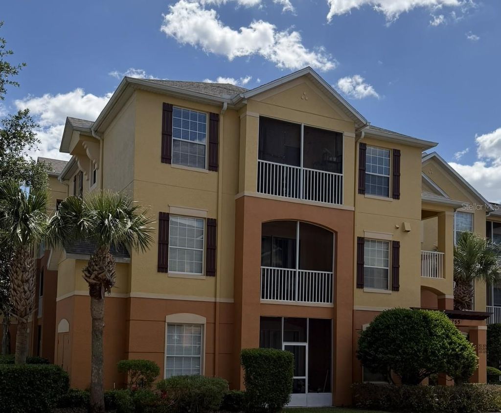 Photo of 6265 Contessa Drive #303, Orlando, FL 32829 (MLS # O6394808)