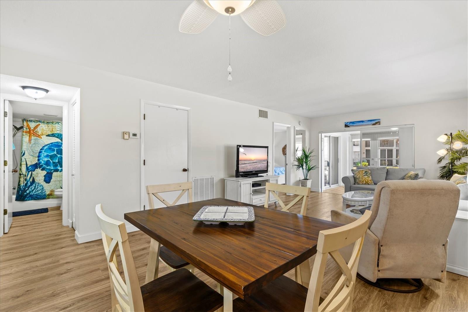 PINEBROOK LAKE CLUB PH 1 - Residential