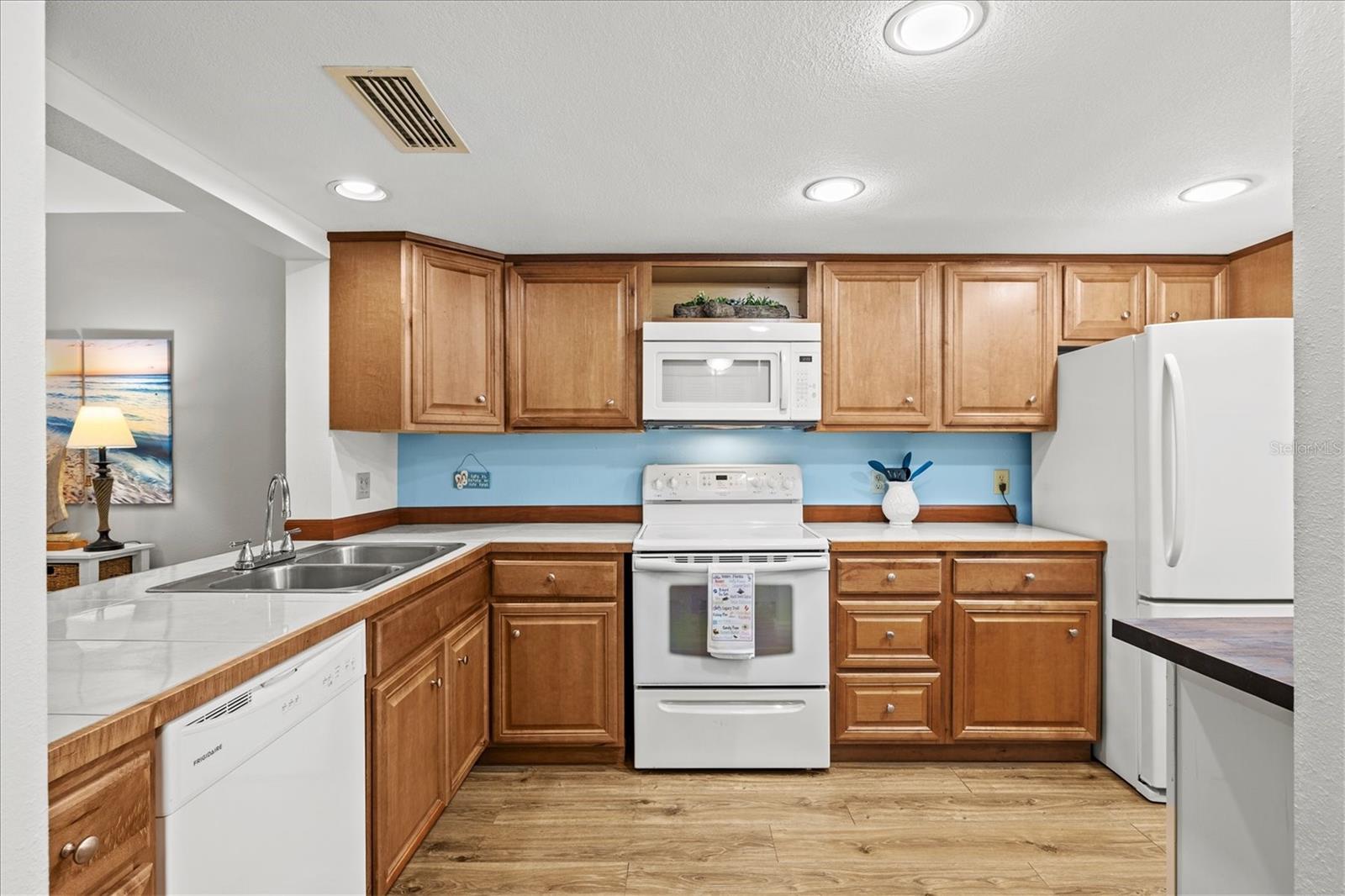 PINEBROOK LAKE CLUB PH 1 - Residential