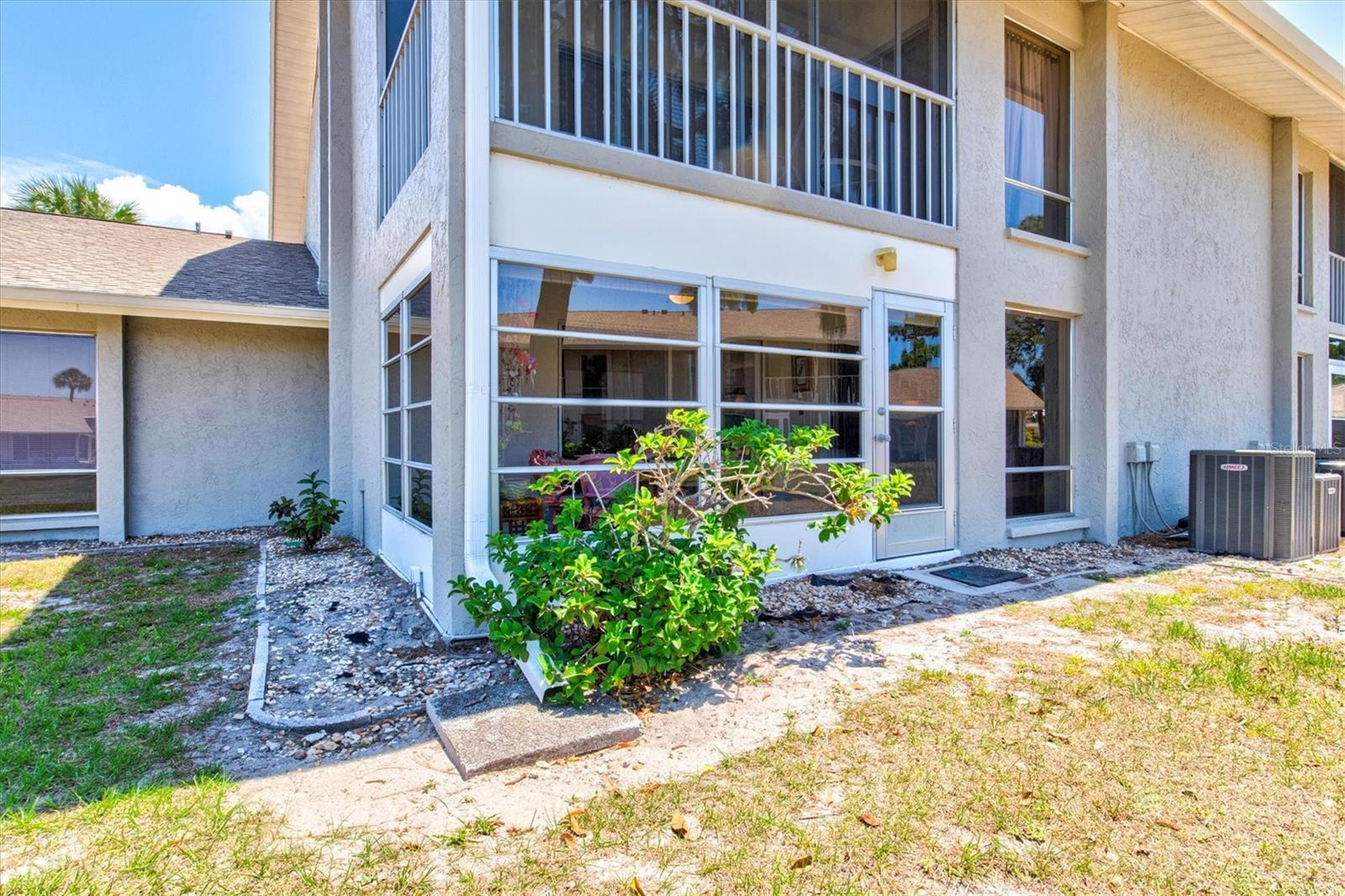 PINEBROOK LAKE CLUB PH 1 - Residential
