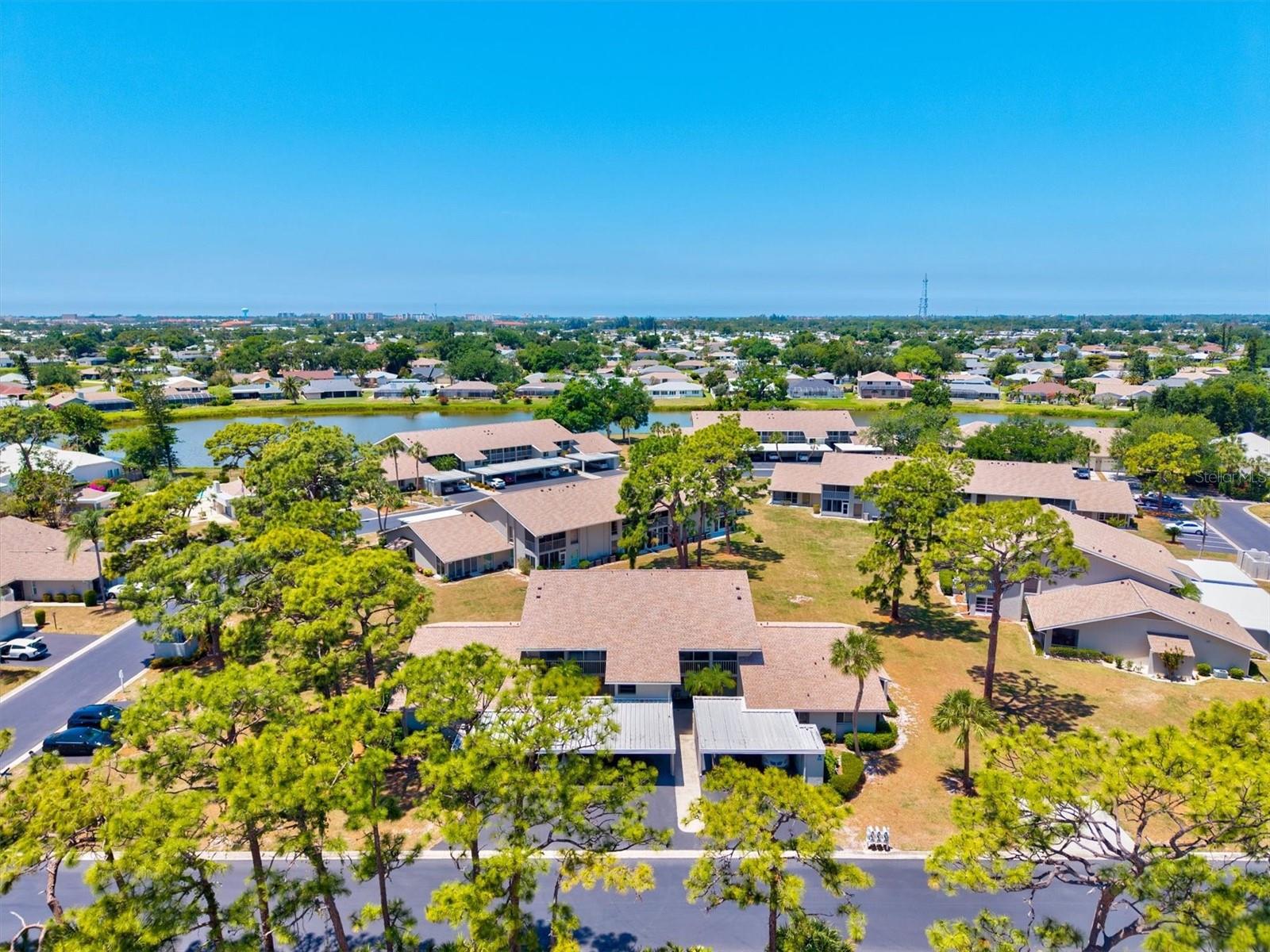 PINEBROOK LAKE CLUB PH 1 - Residential