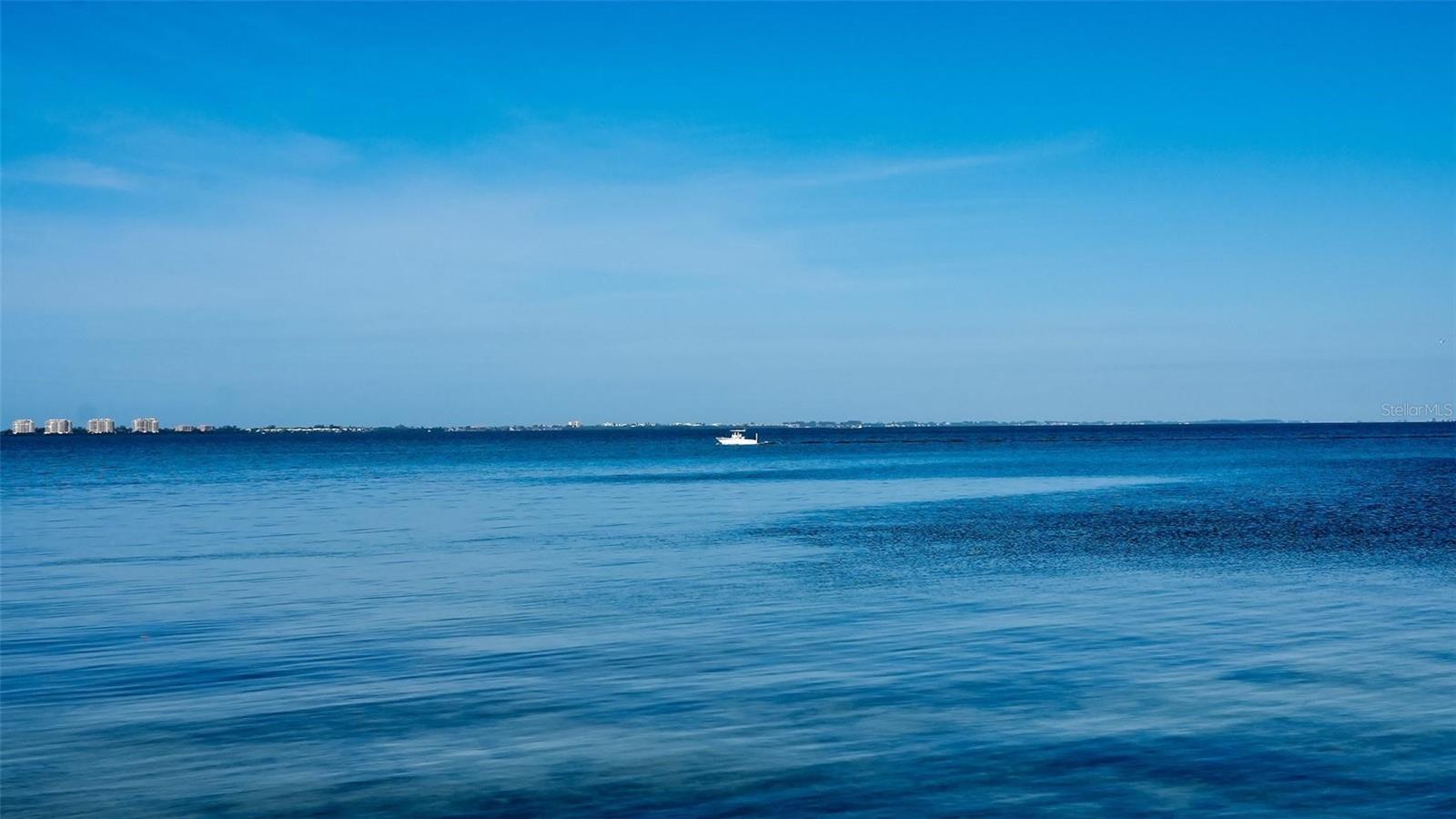 SAPPHIRE SHORES - Land