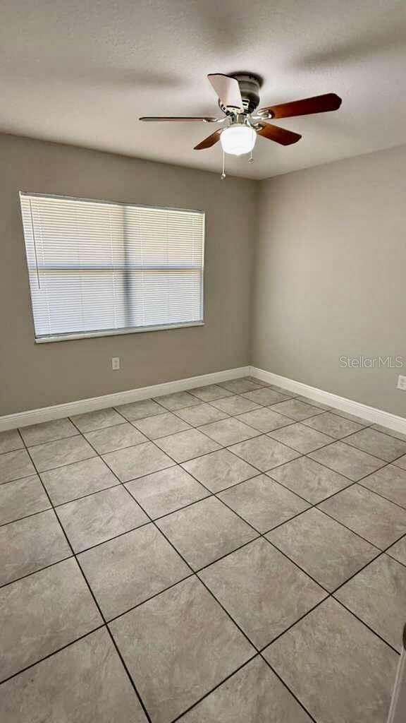 LAKE HART ESTATES - Residential Lease