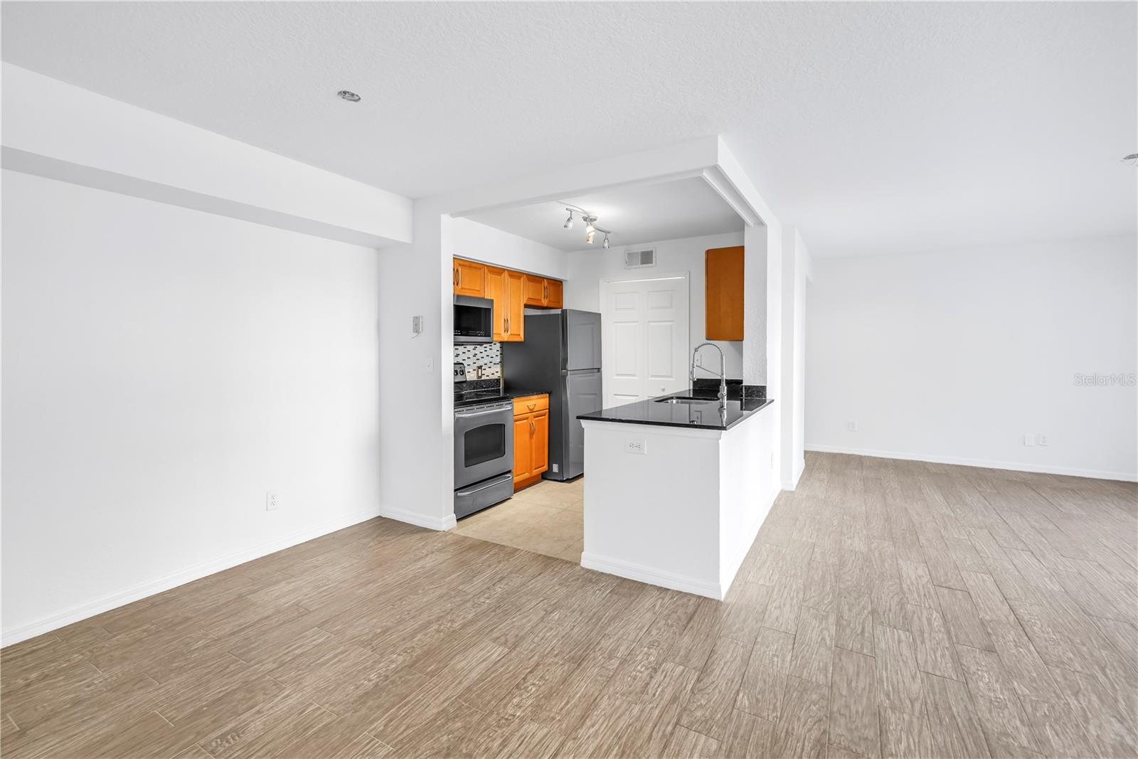 3305 HAVILAND COURT 101