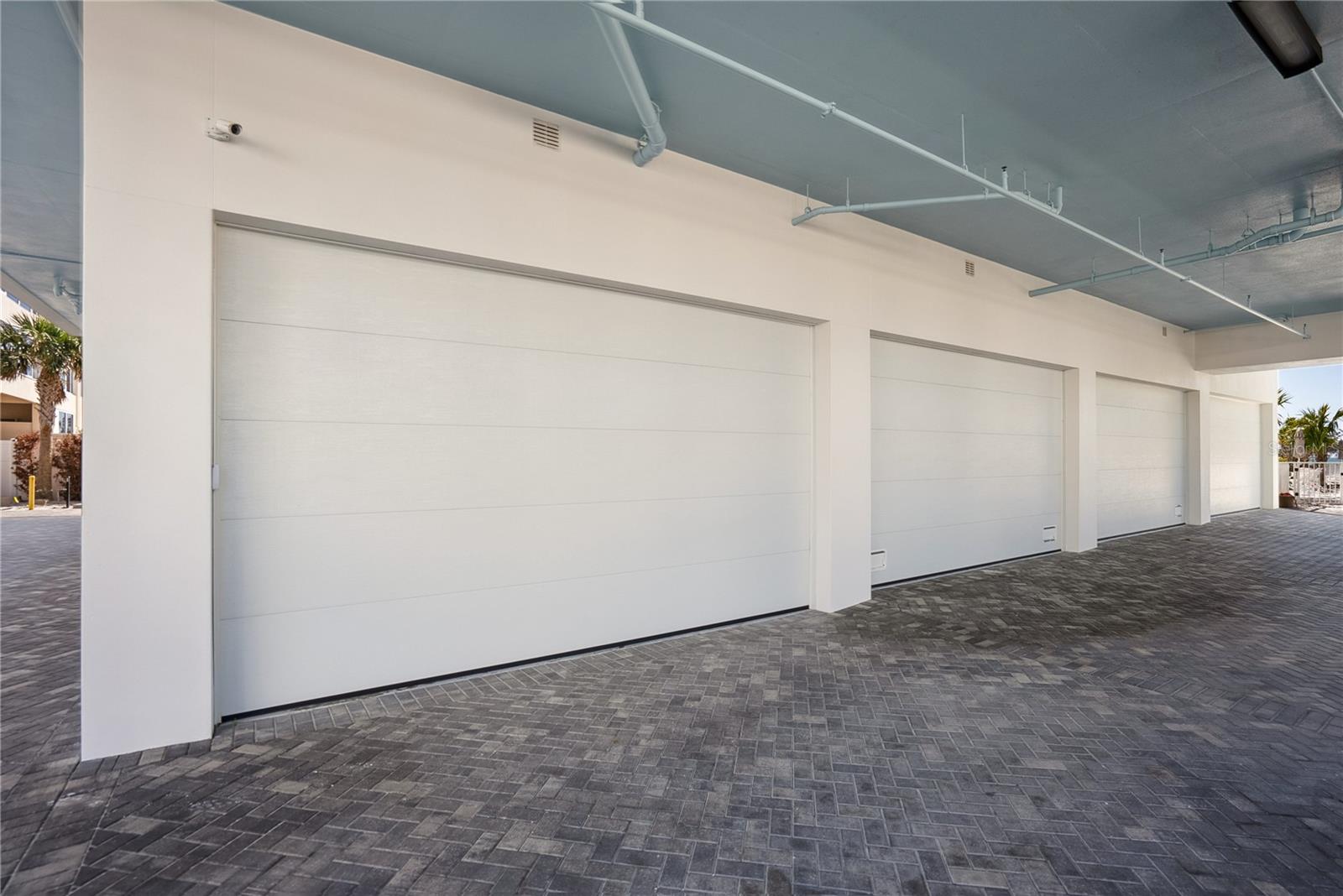 HALCYON SIESTA KEY - Residential