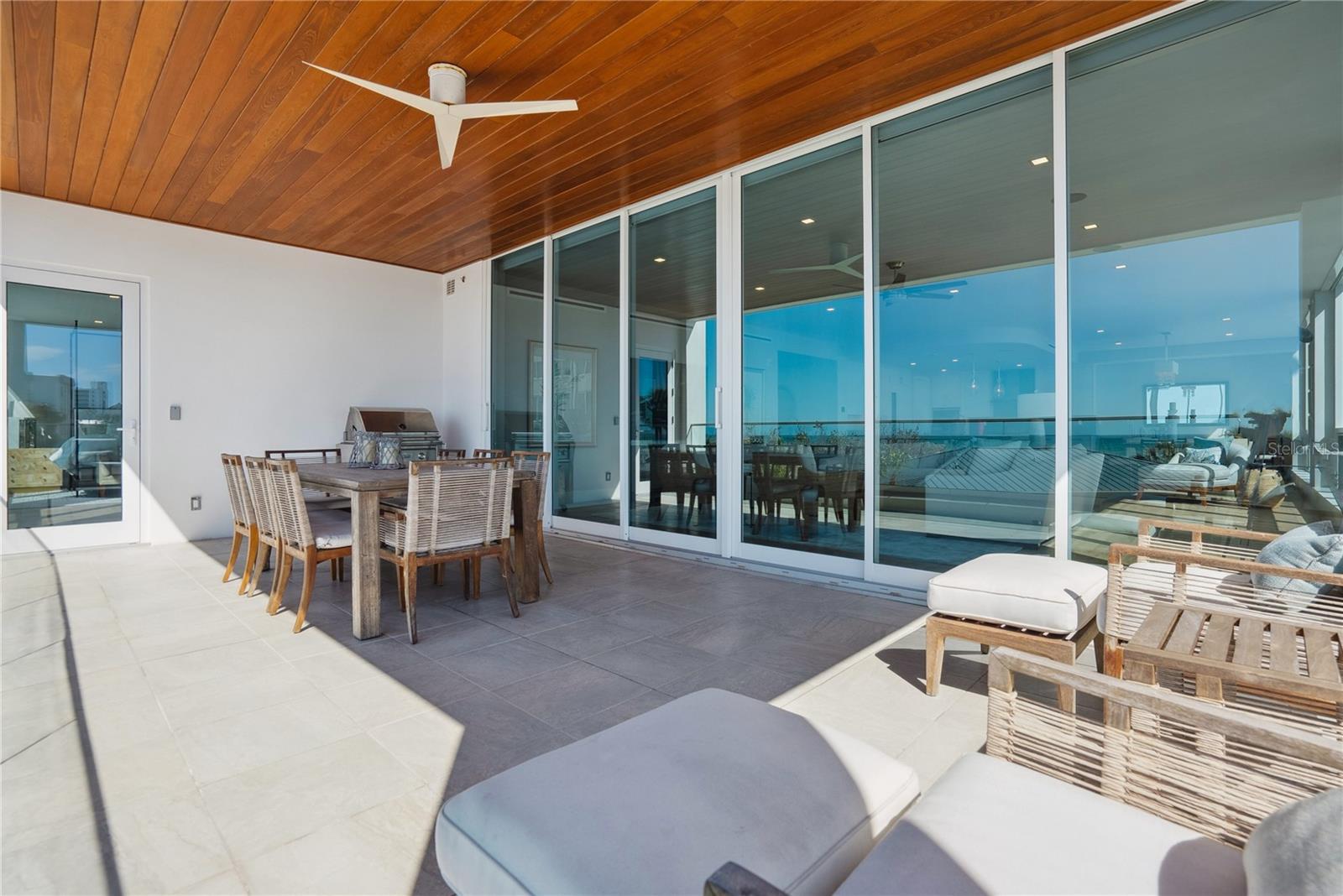HALCYON SIESTA KEY - Residential