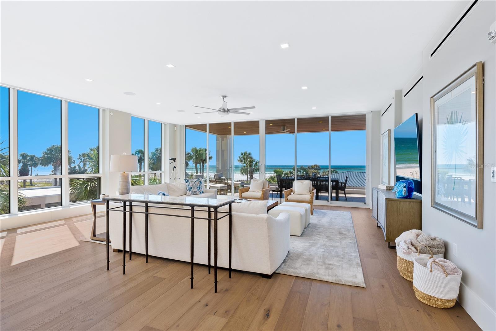 HALCYON SIESTA KEY - Residential