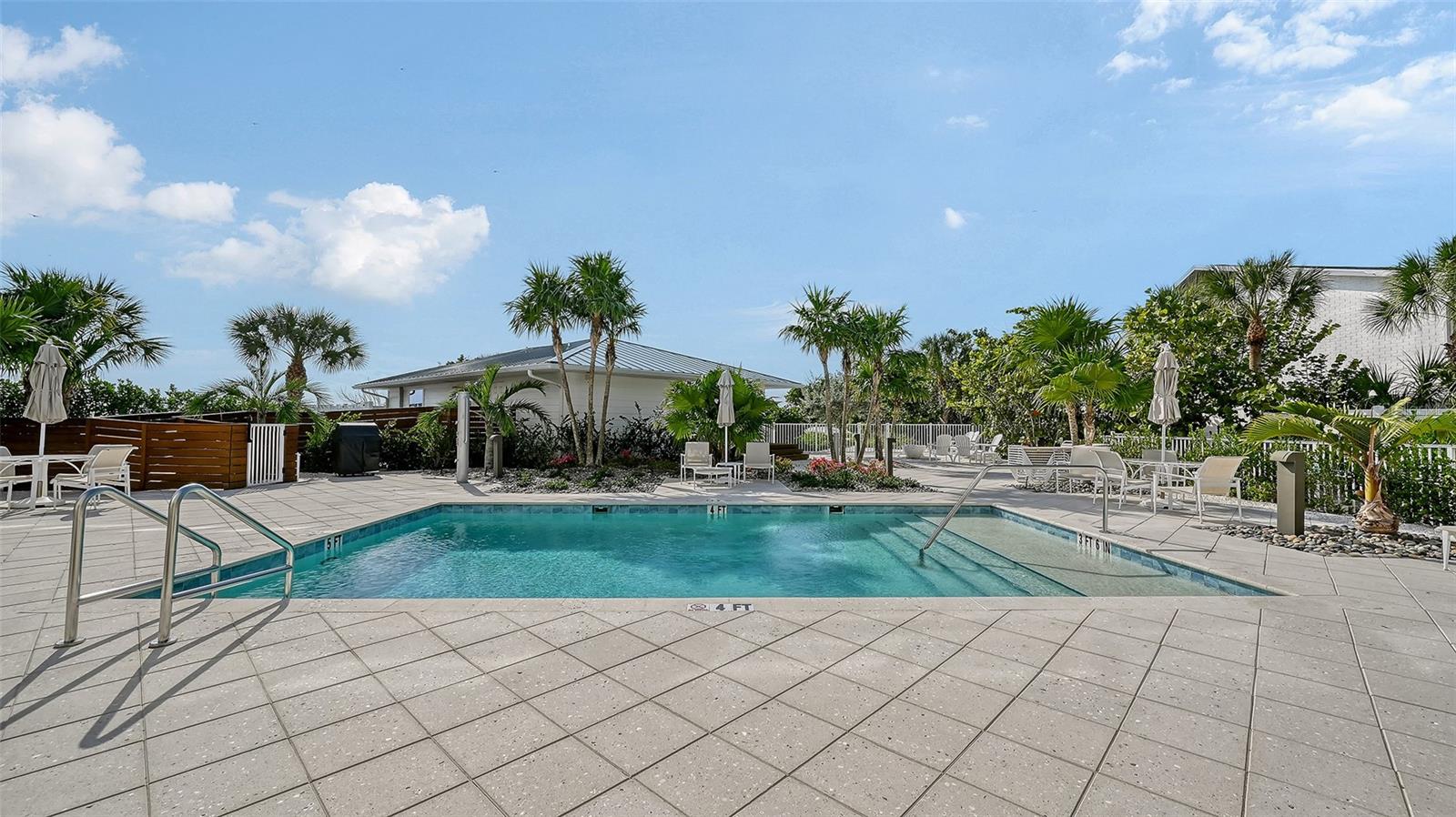 HALCYON SIESTA KEY - Residential