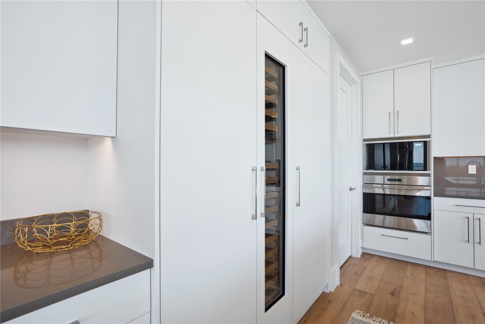 HALCYON SIESTA KEY - Residential