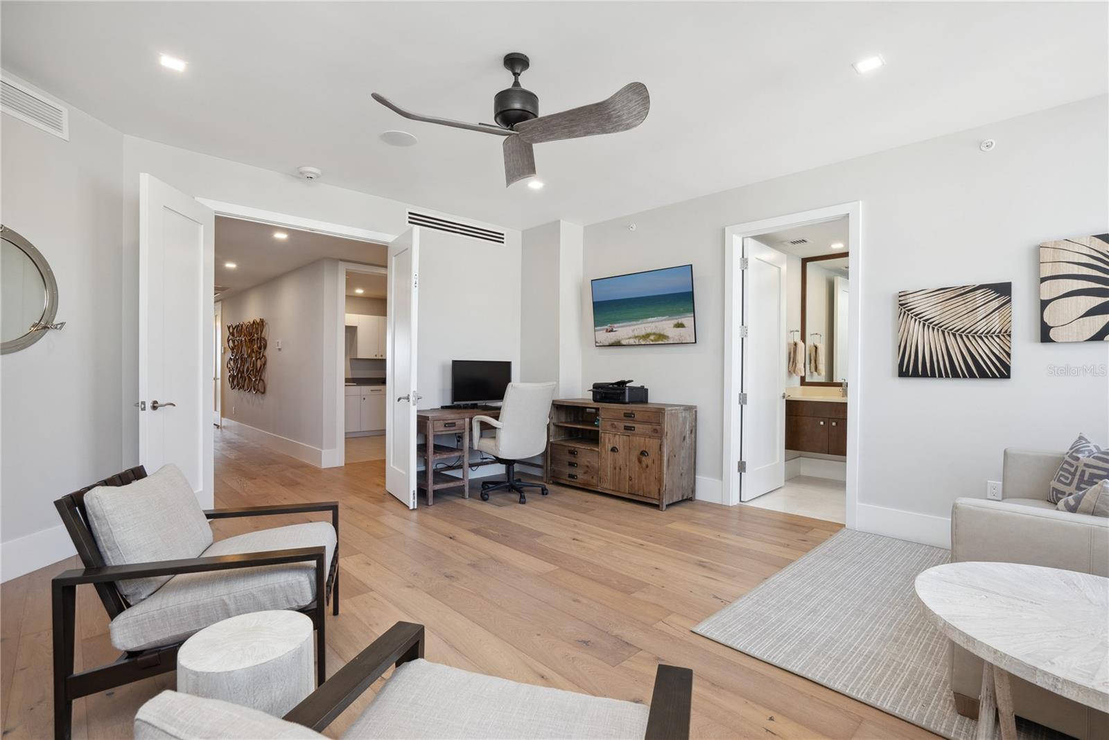 HALCYON SIESTA KEY - Residential