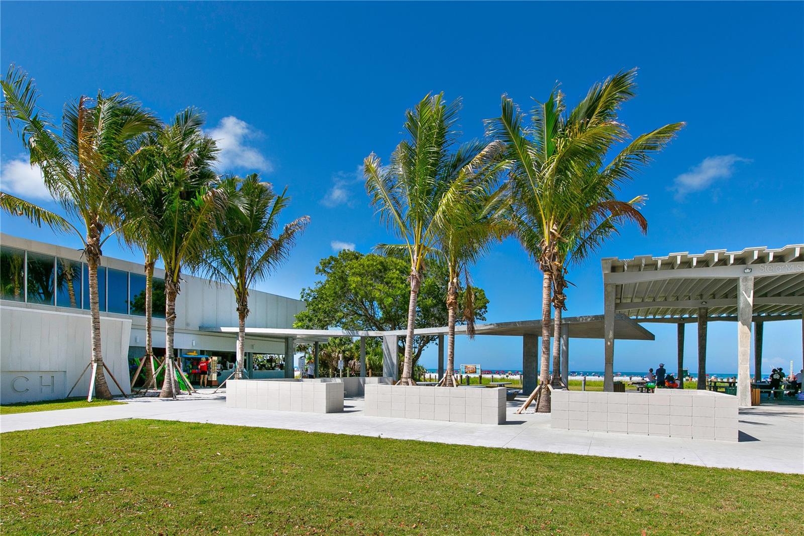 HALCYON SIESTA KEY - Residential