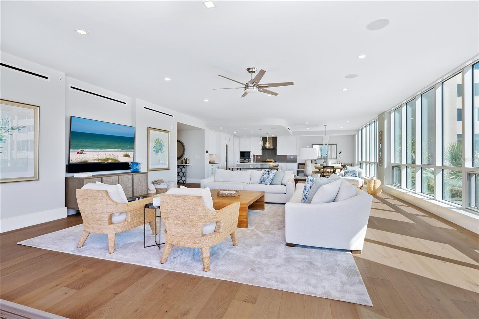 HALCYON SIESTA KEY - Residential