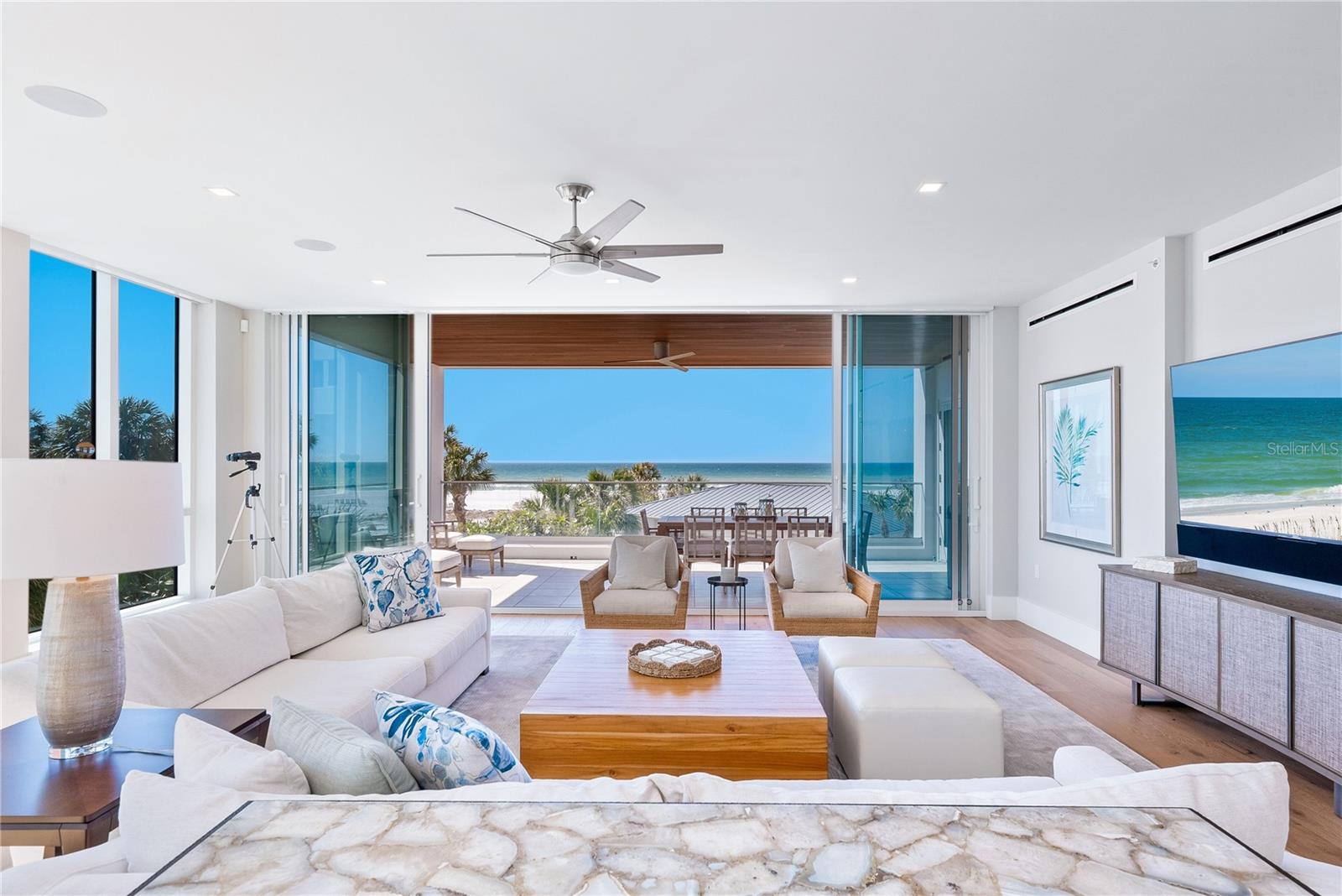 HALCYON SIESTA KEY - Residential
