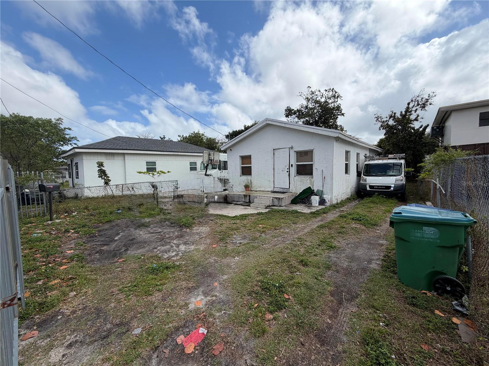 LIBERTY CITY - Residential