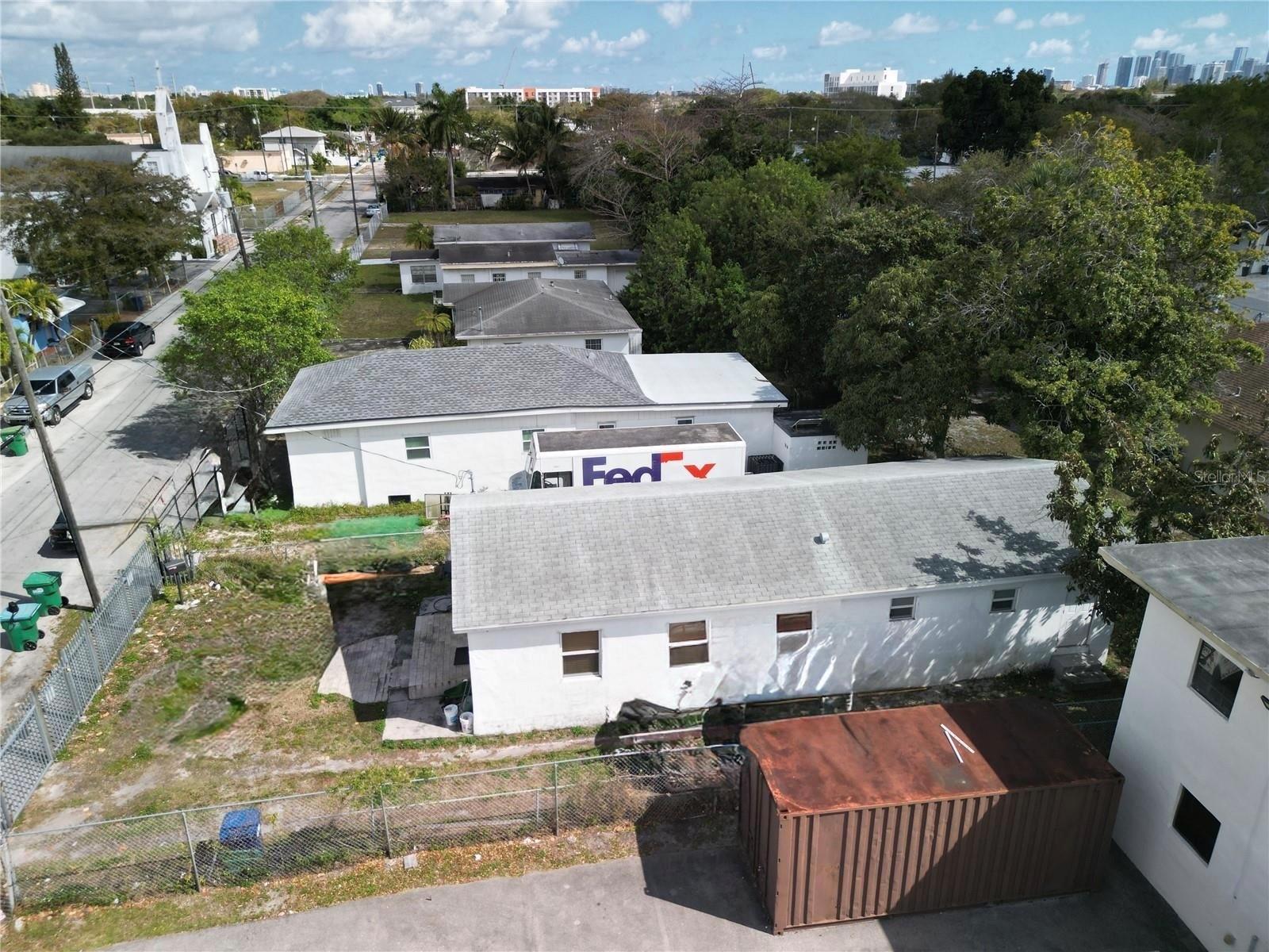 LIBERTY CITY - Residential