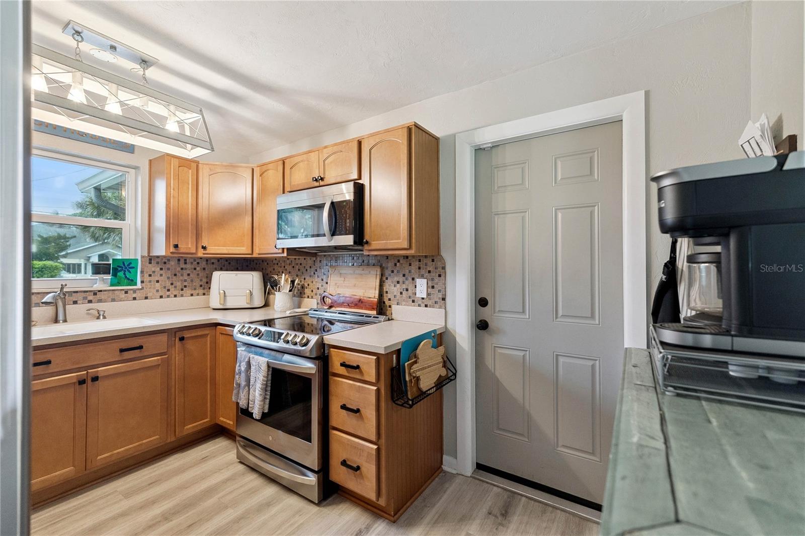 BRENDALE HEIGHTS ADD 01 IN OAKDALE PARK - Residential