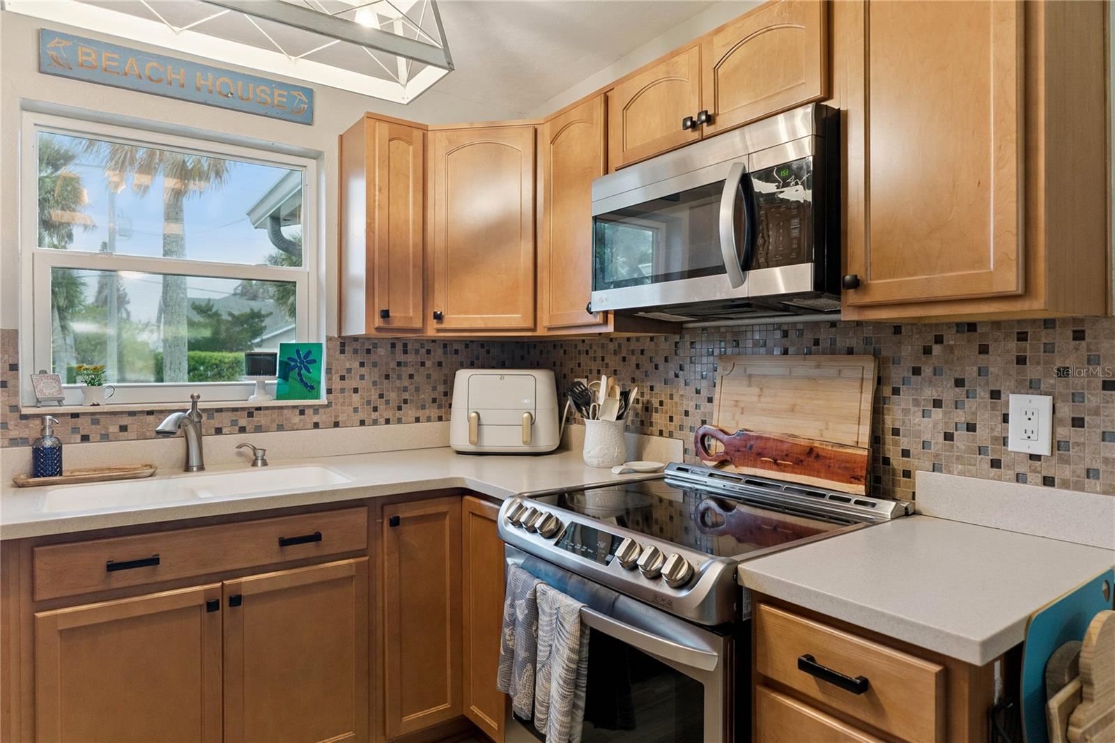 BRENDALE HEIGHTS ADD 01 IN OAKDALE PARK - Residential