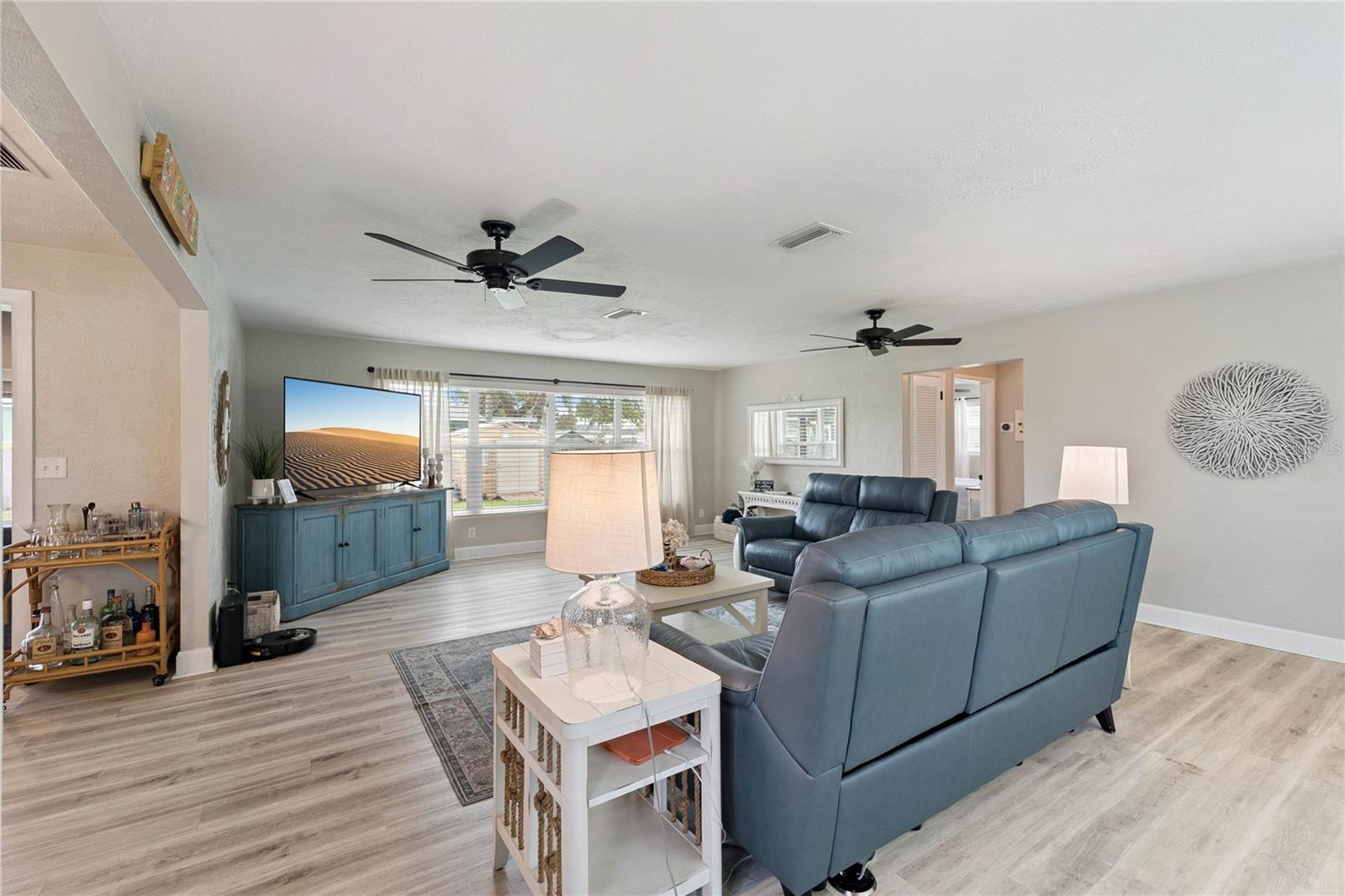 BRENDALE HEIGHTS ADD 01 IN OAKDALE PARK - Residential