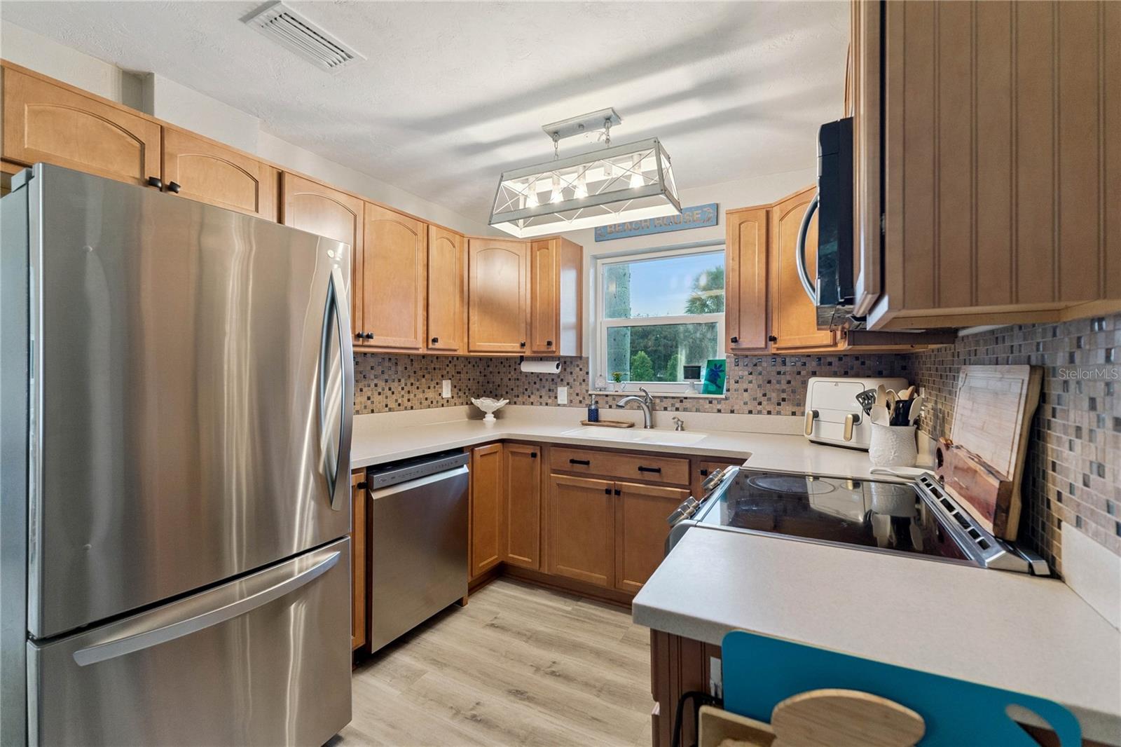 BRENDALE HEIGHTS ADD 01 IN OAKDALE PARK - Residential