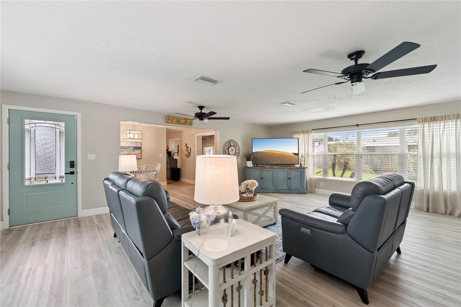 BRENDALE HEIGHTS ADD 01 IN OAKDALE PARK - Residential