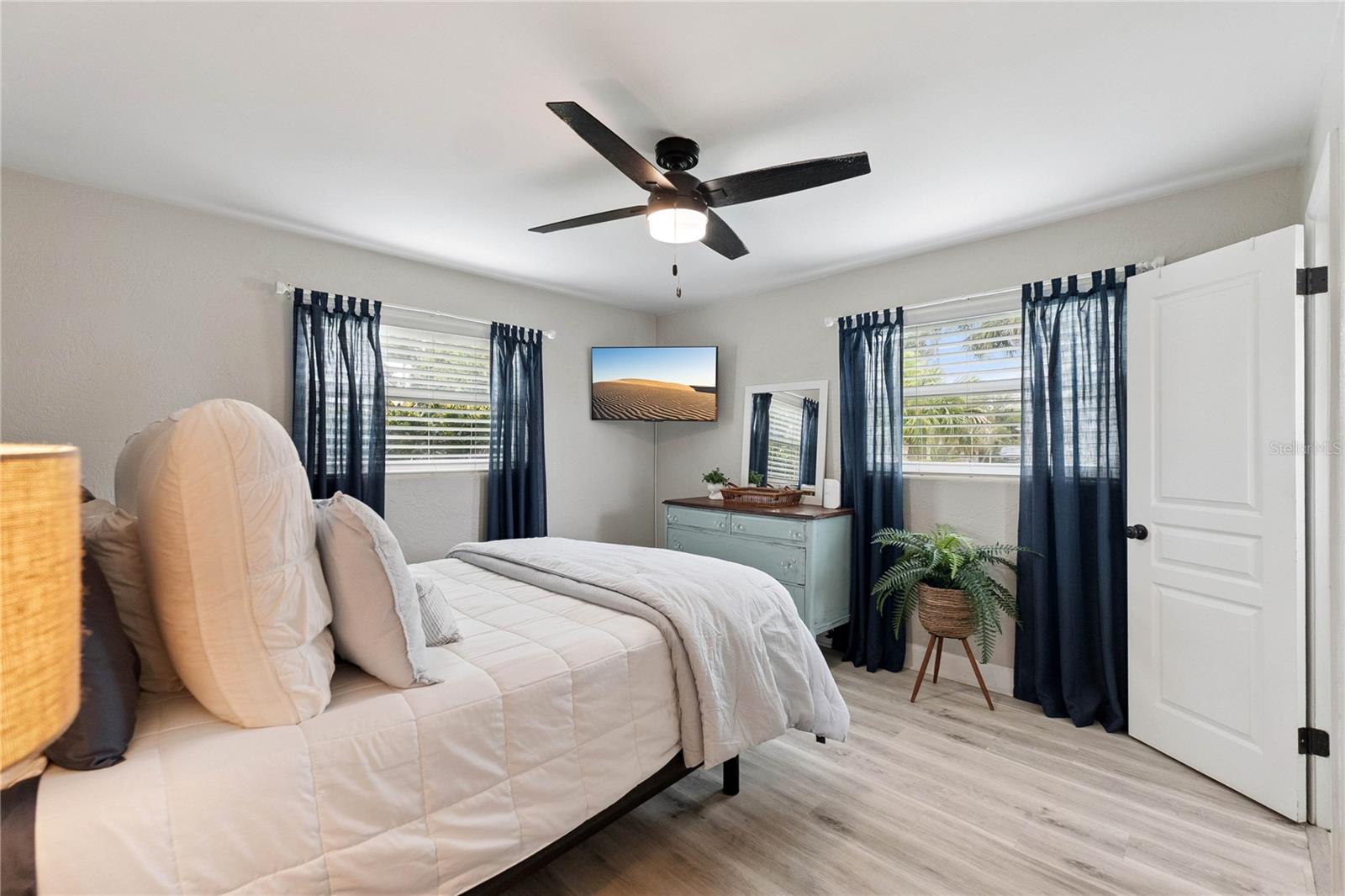 BRENDALE HEIGHTS ADD 01 IN OAKDALE PARK - Residential