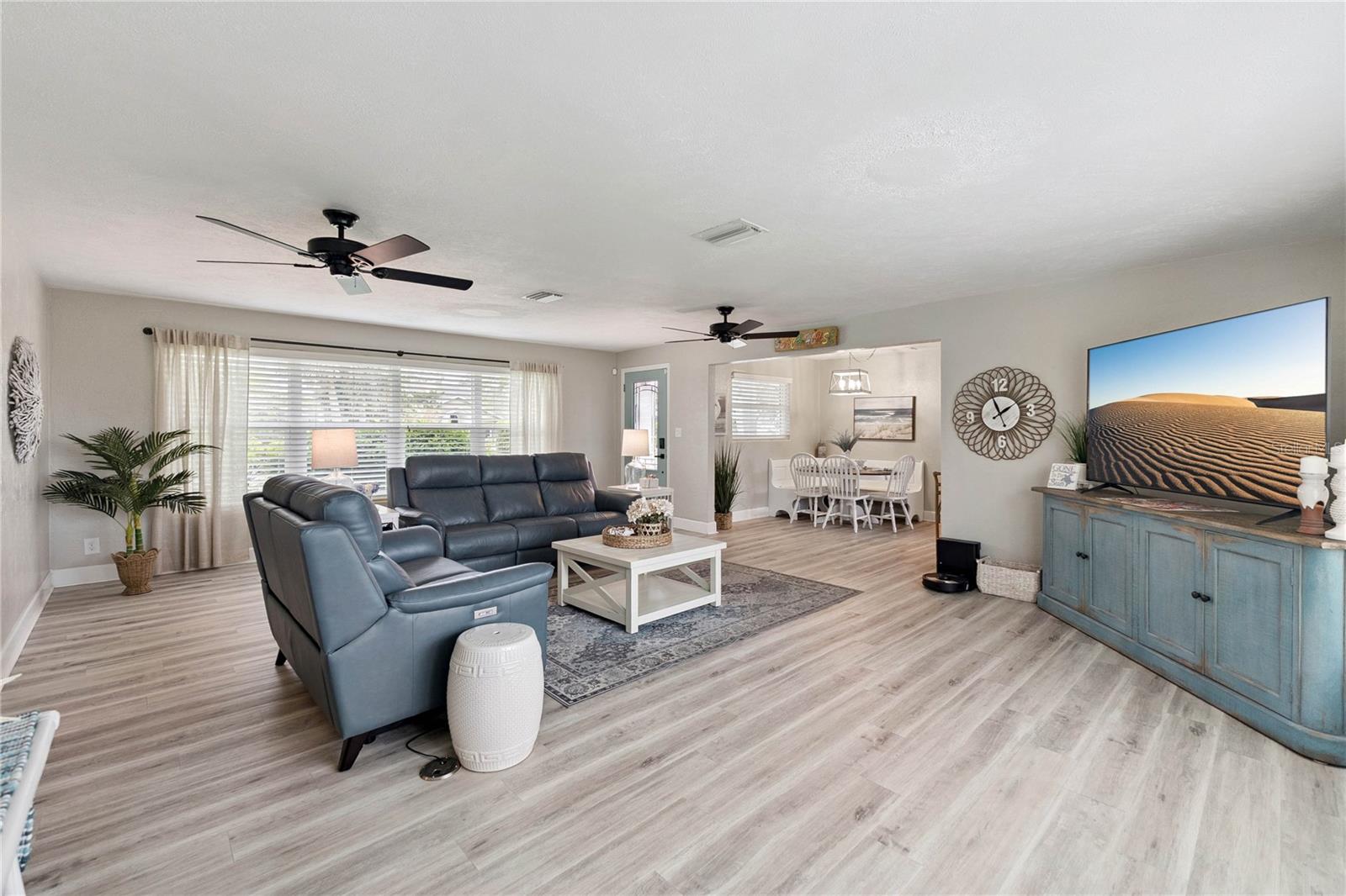 BRENDALE HEIGHTS ADD 01 IN OAKDALE PARK - Residential