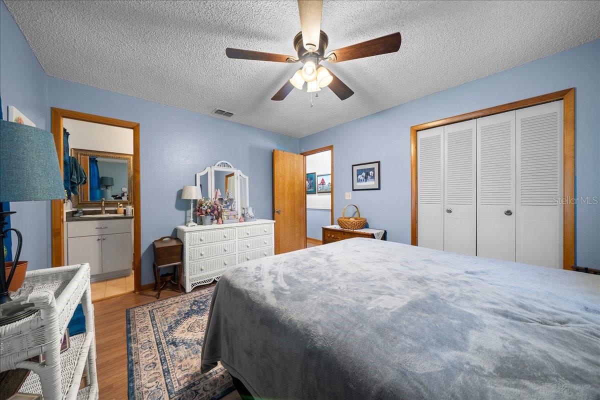 OCALA RIDGE - Residential