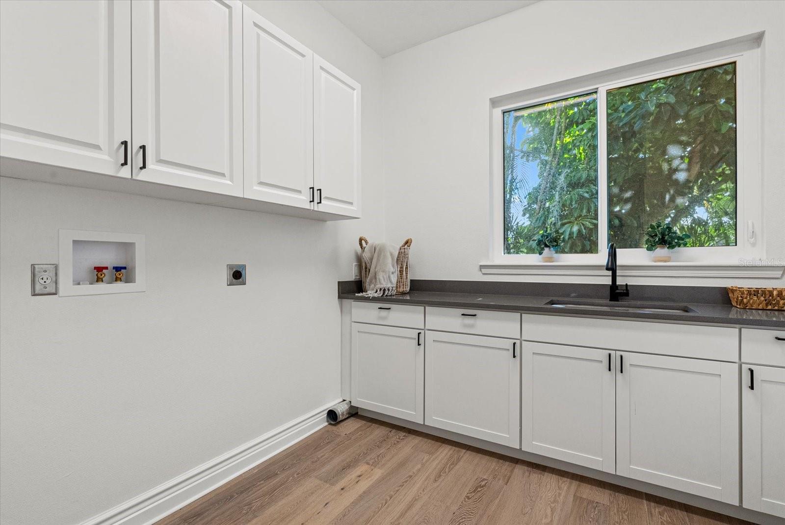 CORAL COVE - Residential