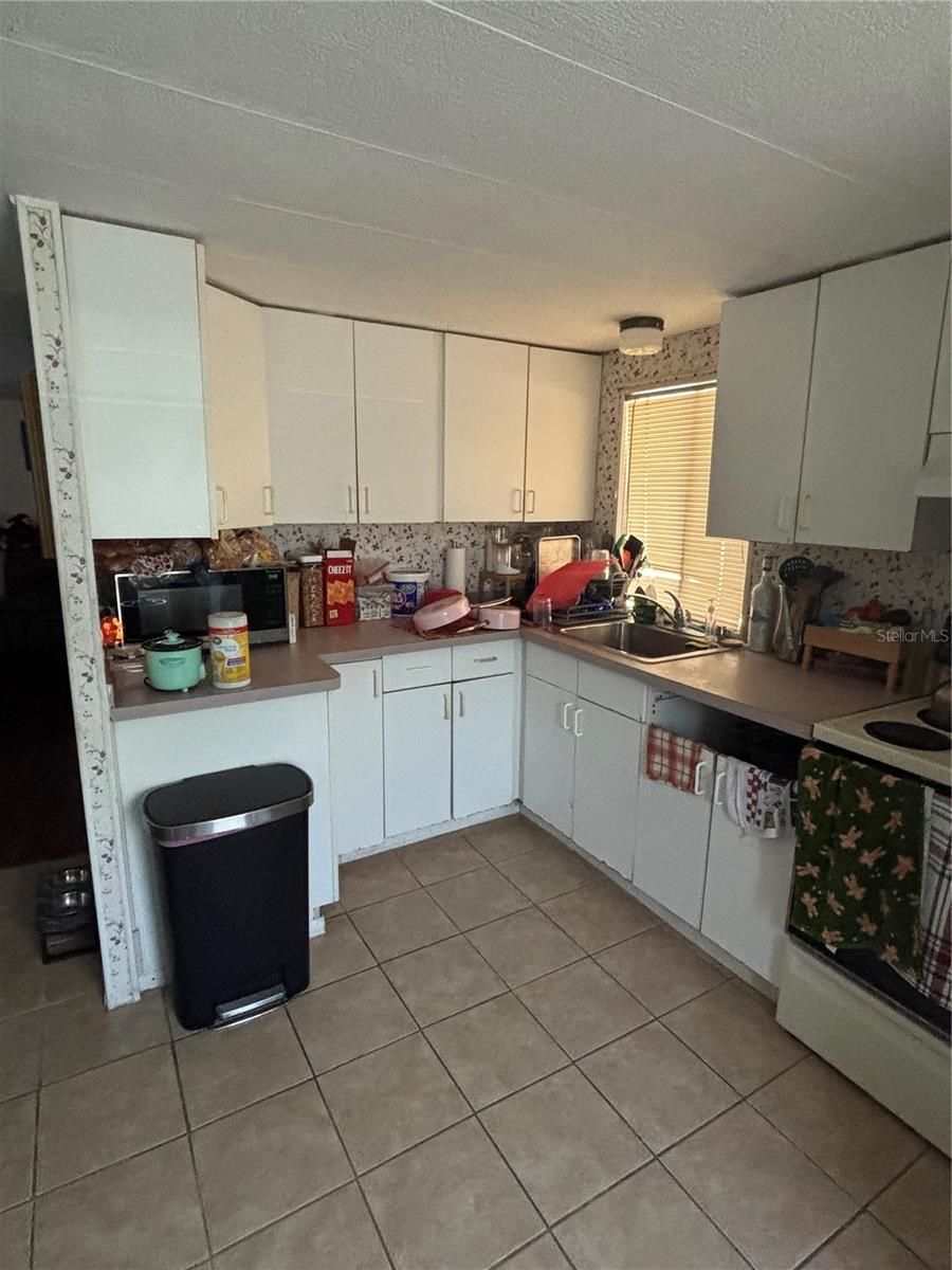 WEEKI WACHEE ACRES ADD - Residential