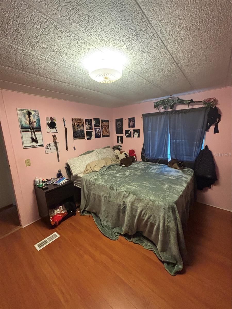WEEKI WACHEE ACRES ADD - Residential