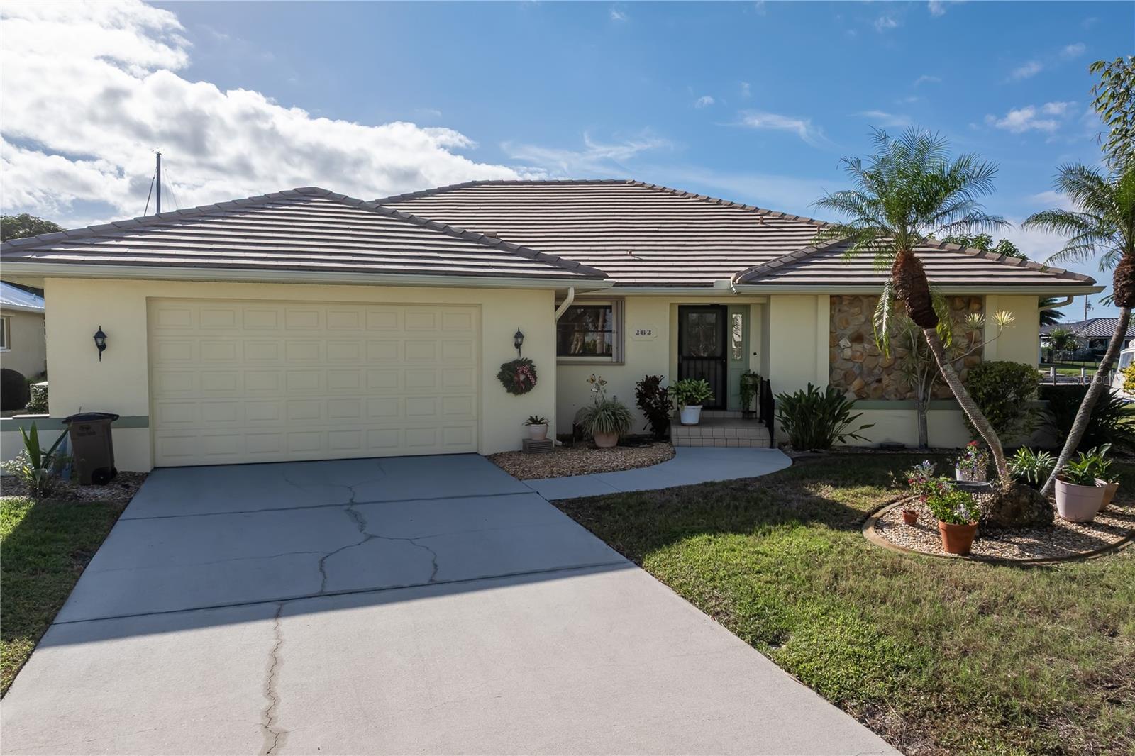 PUNTA GORDA ISLES SEC 06 - Residential