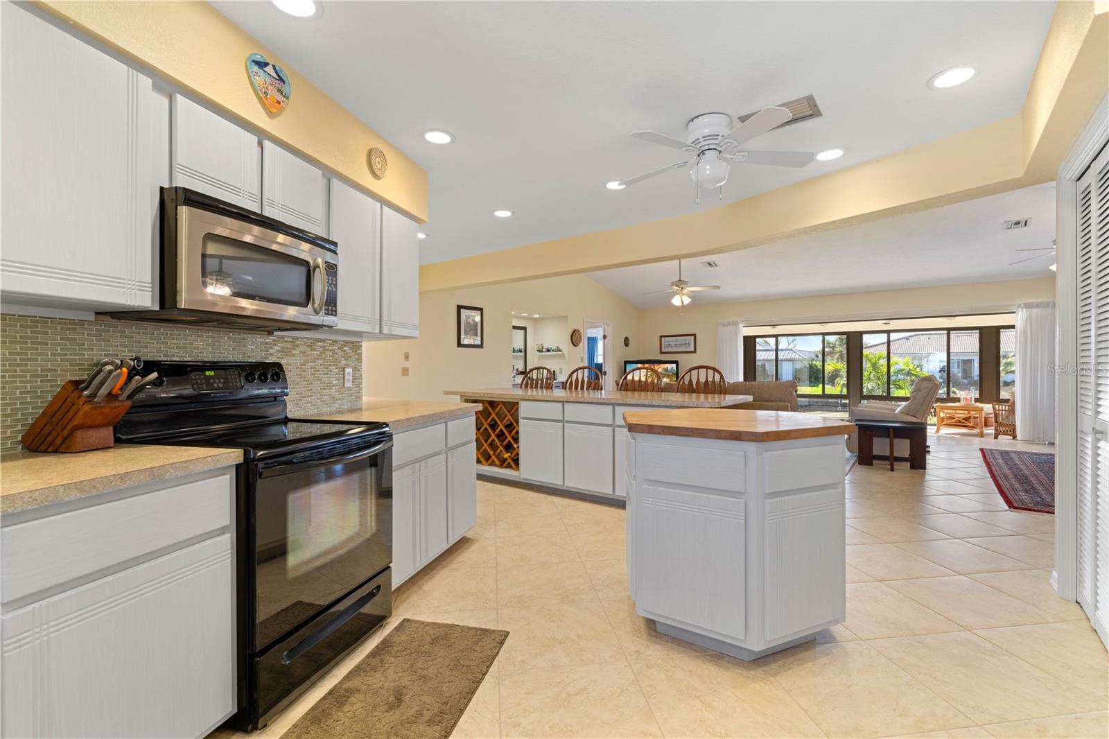 PUNTA GORDA ISLES SEC 06 - Residential