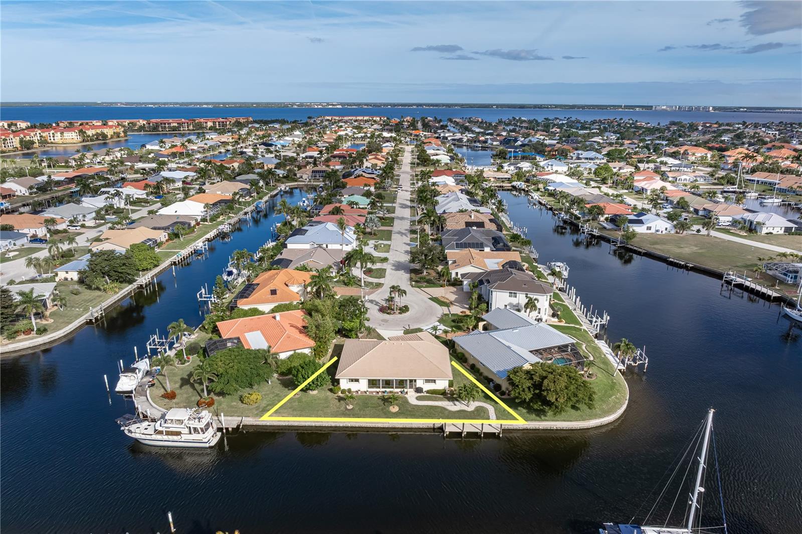 PUNTA GORDA ISLES SEC 06 - Residential