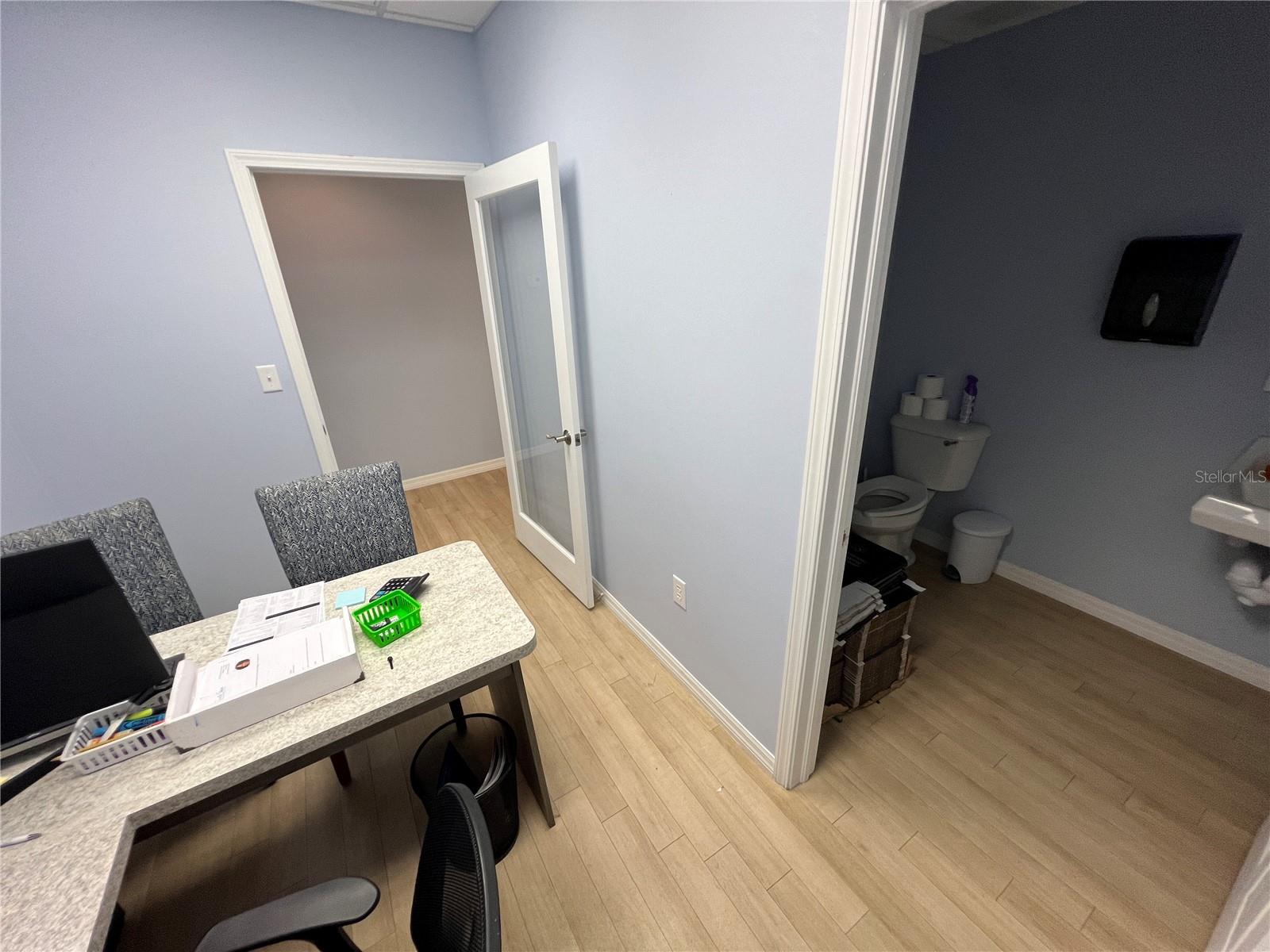 BIG BEND PROFESSIONAL CENTER - Commercial Lease