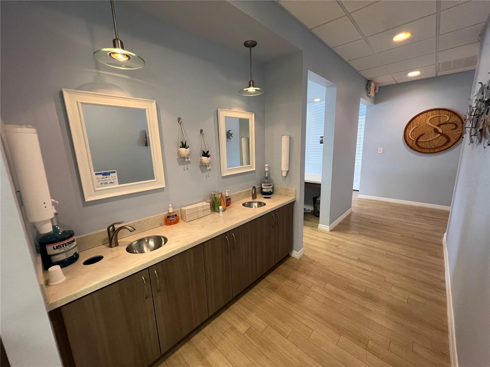 BIG BEND PROFESSIONAL CENTER - Commercial Lease