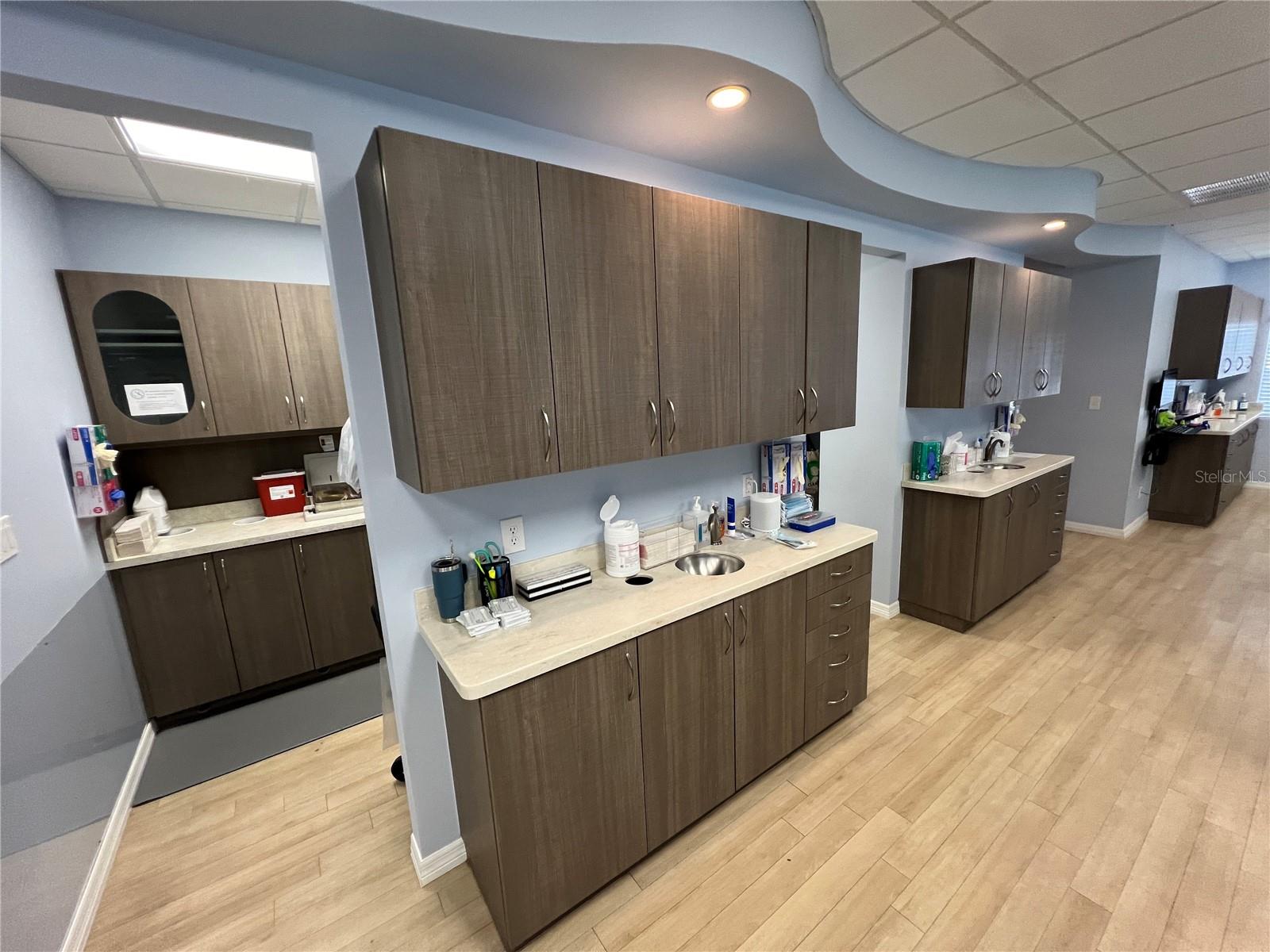 BIG BEND PROFESSIONAL CENTER - Commercial Lease