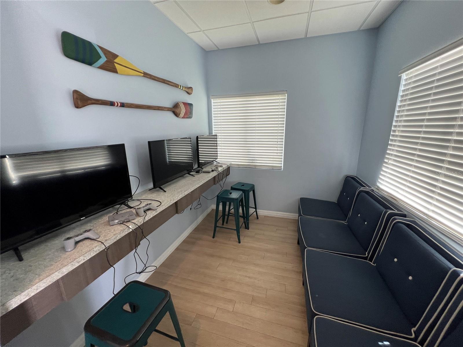 BIG BEND PROFESSIONAL CENTER - Commercial Lease