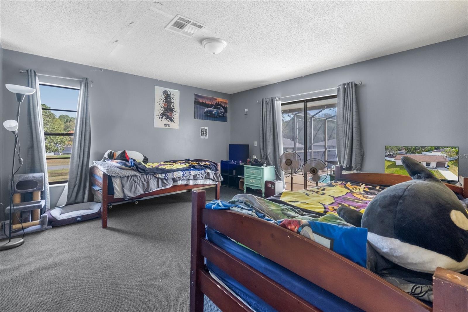 SPRING HILL - Residential