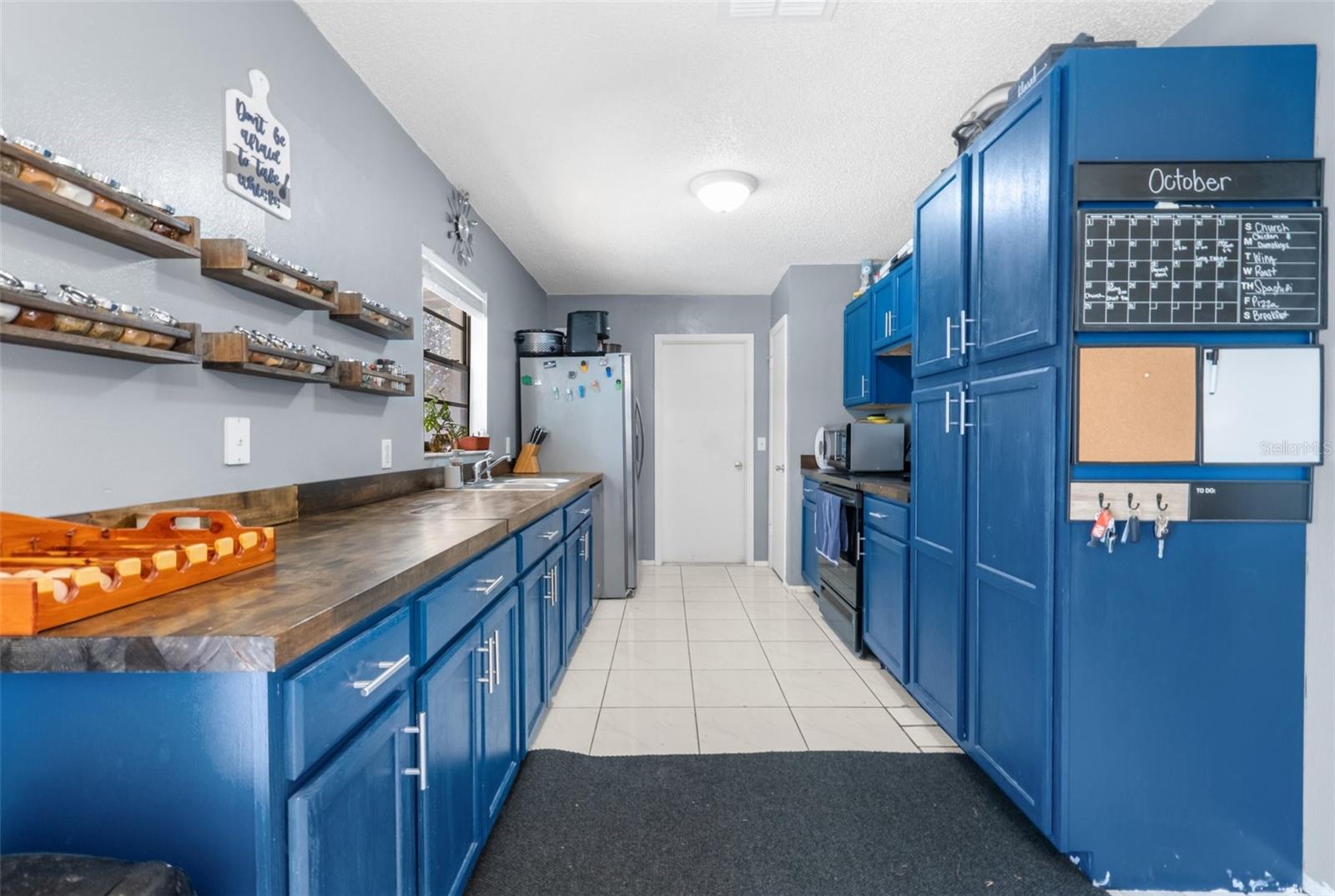 SPRING HILL - Residential